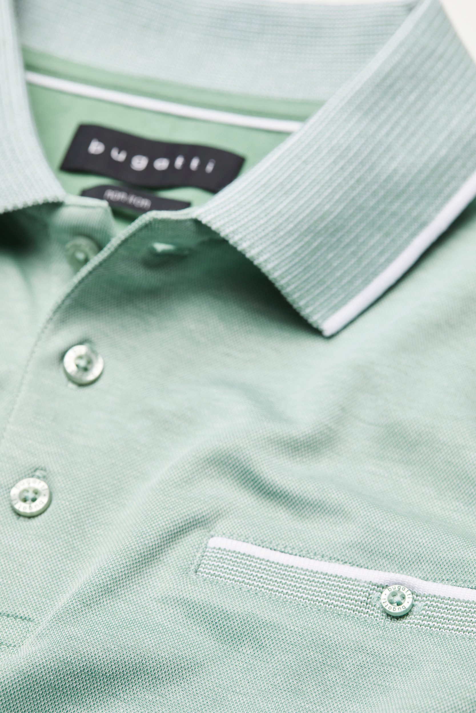 Bugatti Poloshirt met contraststrepen