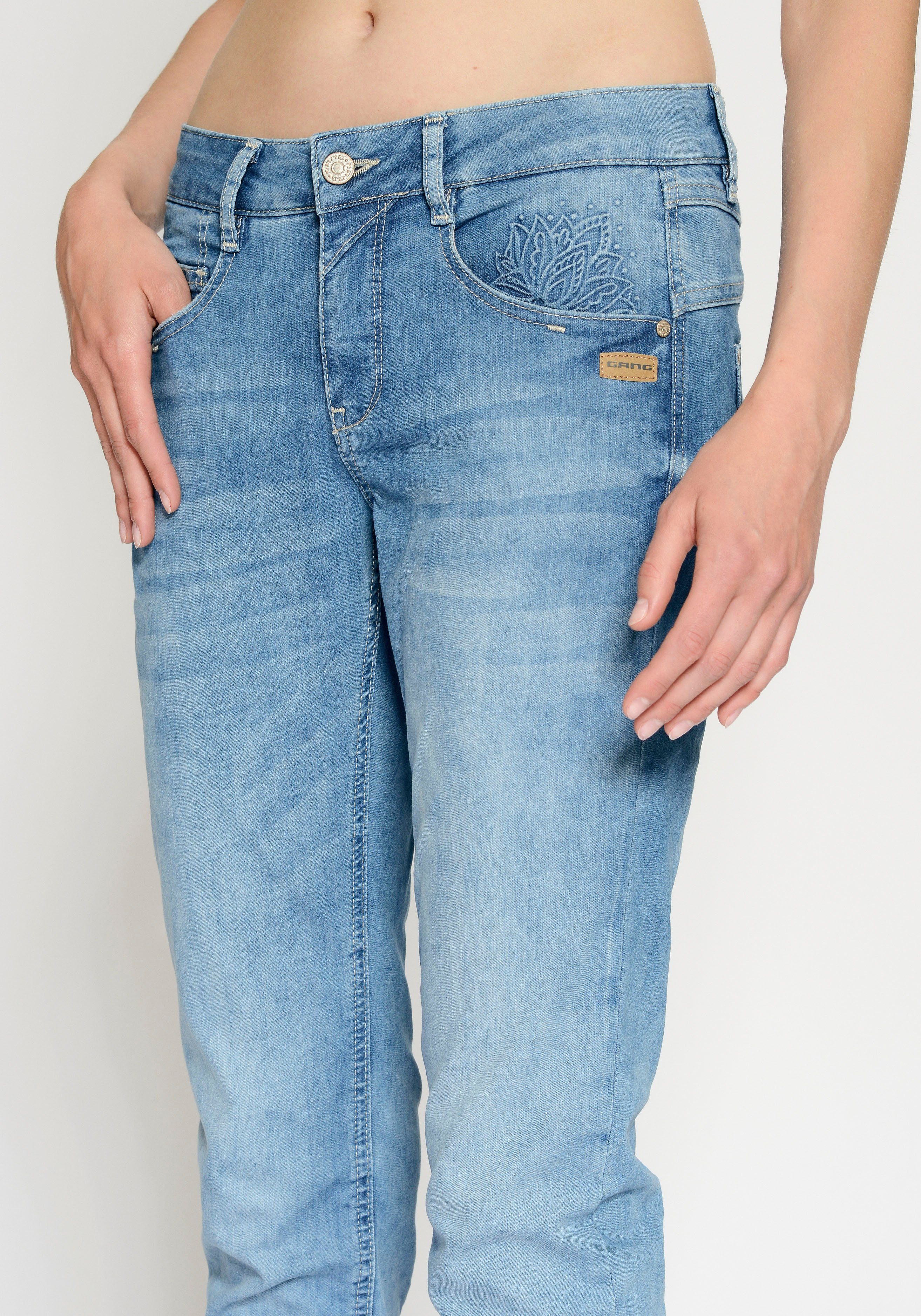 GANG Relax fit jeans 94AMELIE met dubbele rechter achterzak