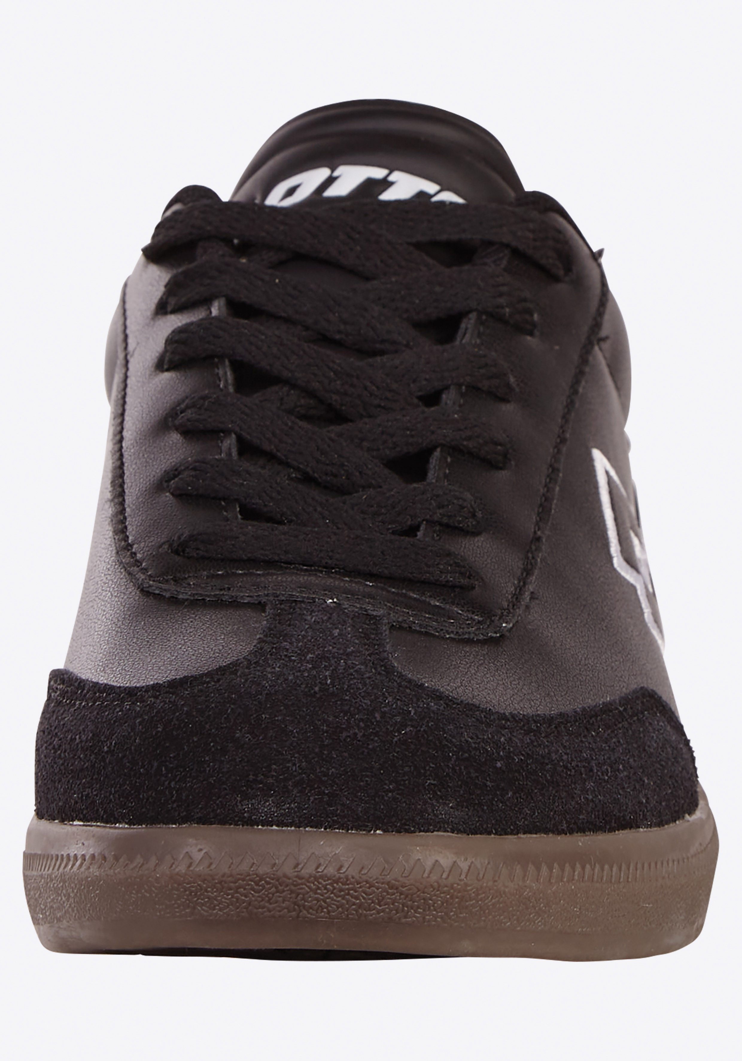 lotto Sneakers