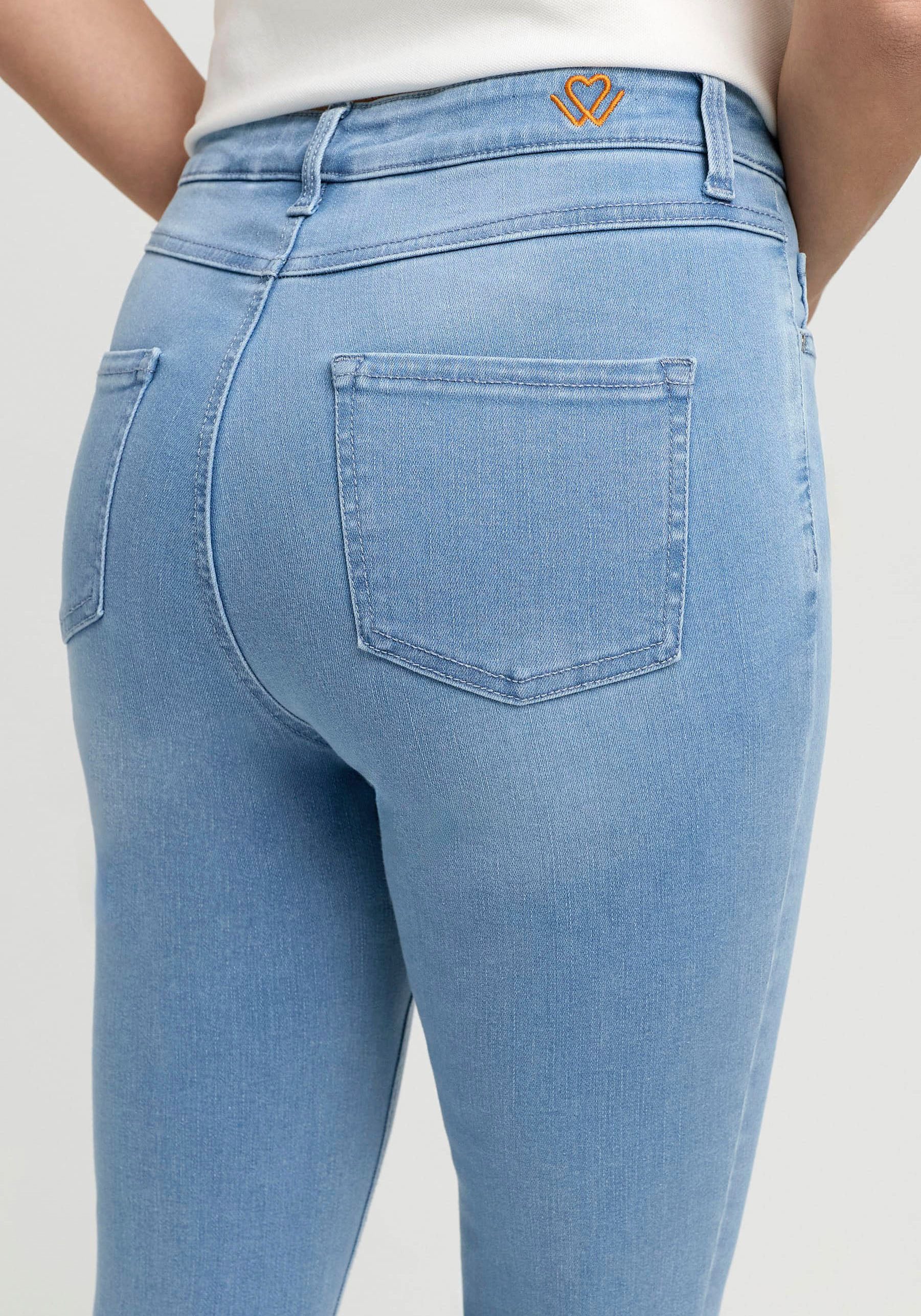 wonderjeans Skinny fit jeans in lichtblauwe wassing