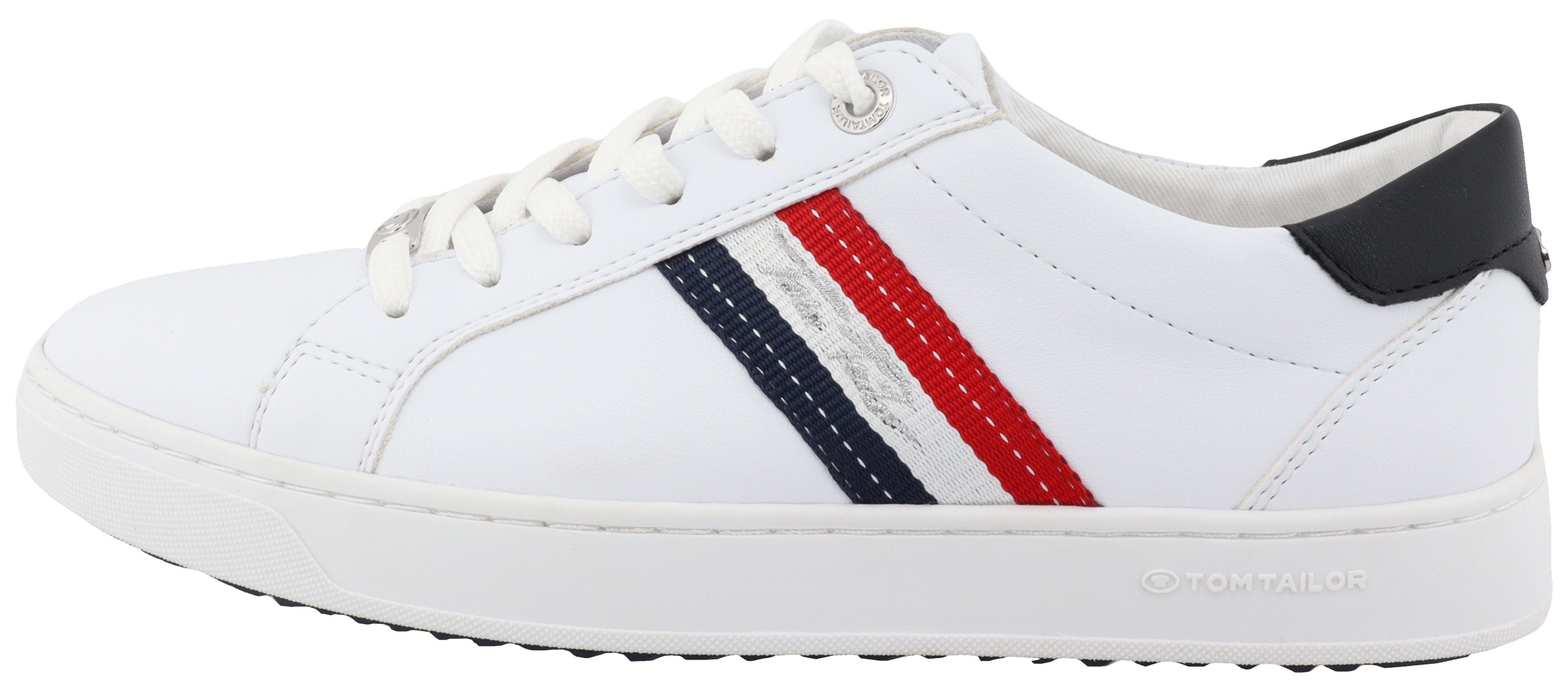 Tom Tailor Plateausneakers Ellen met tom tailor borduurwerk, vrijetijdsschoen, lage schoen, veterschoen