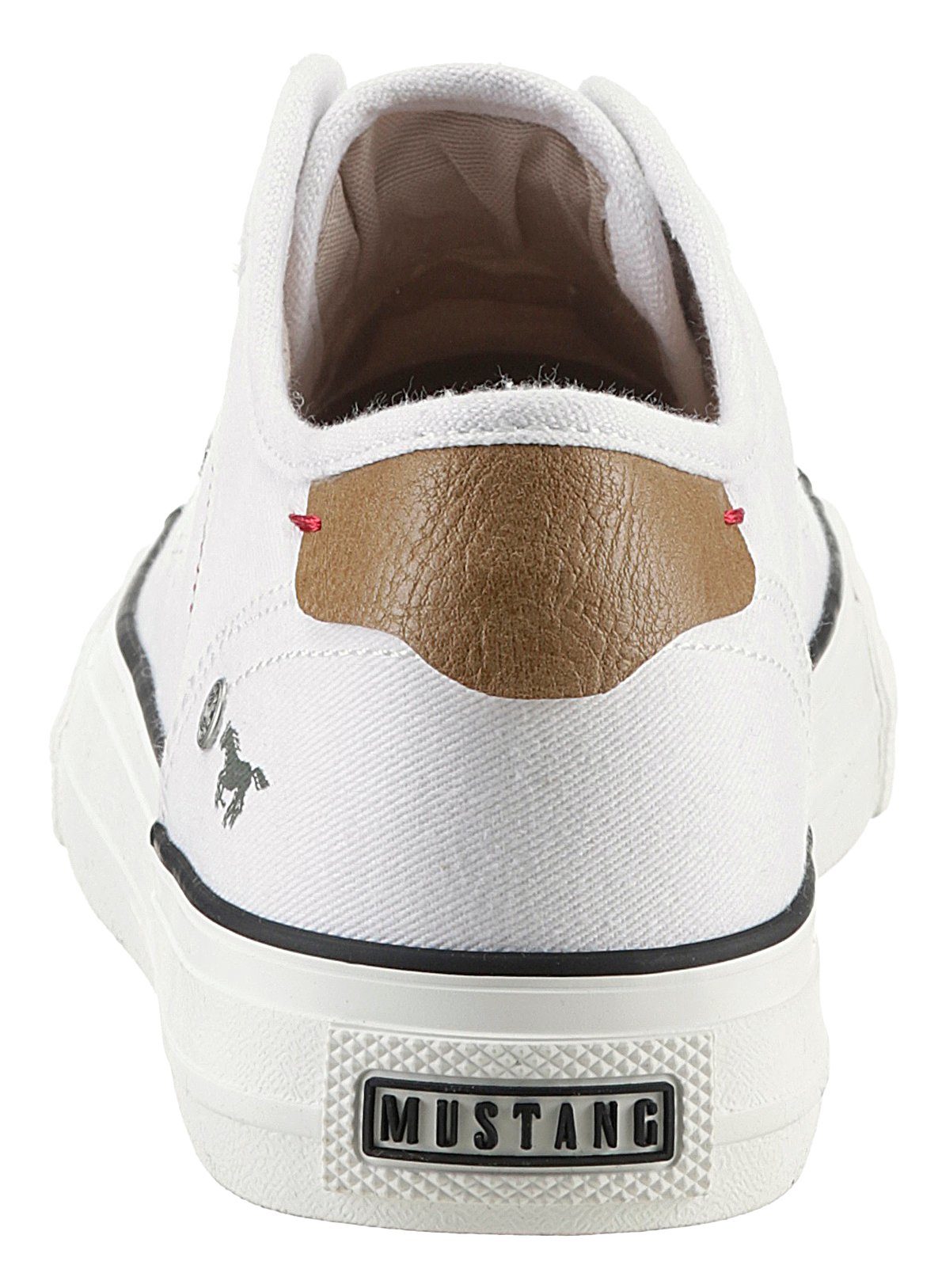 Mustang Shoes Slip-on sneakers Plateau sneaker, slipper, vrijetijdsschoen met praktische elastische band