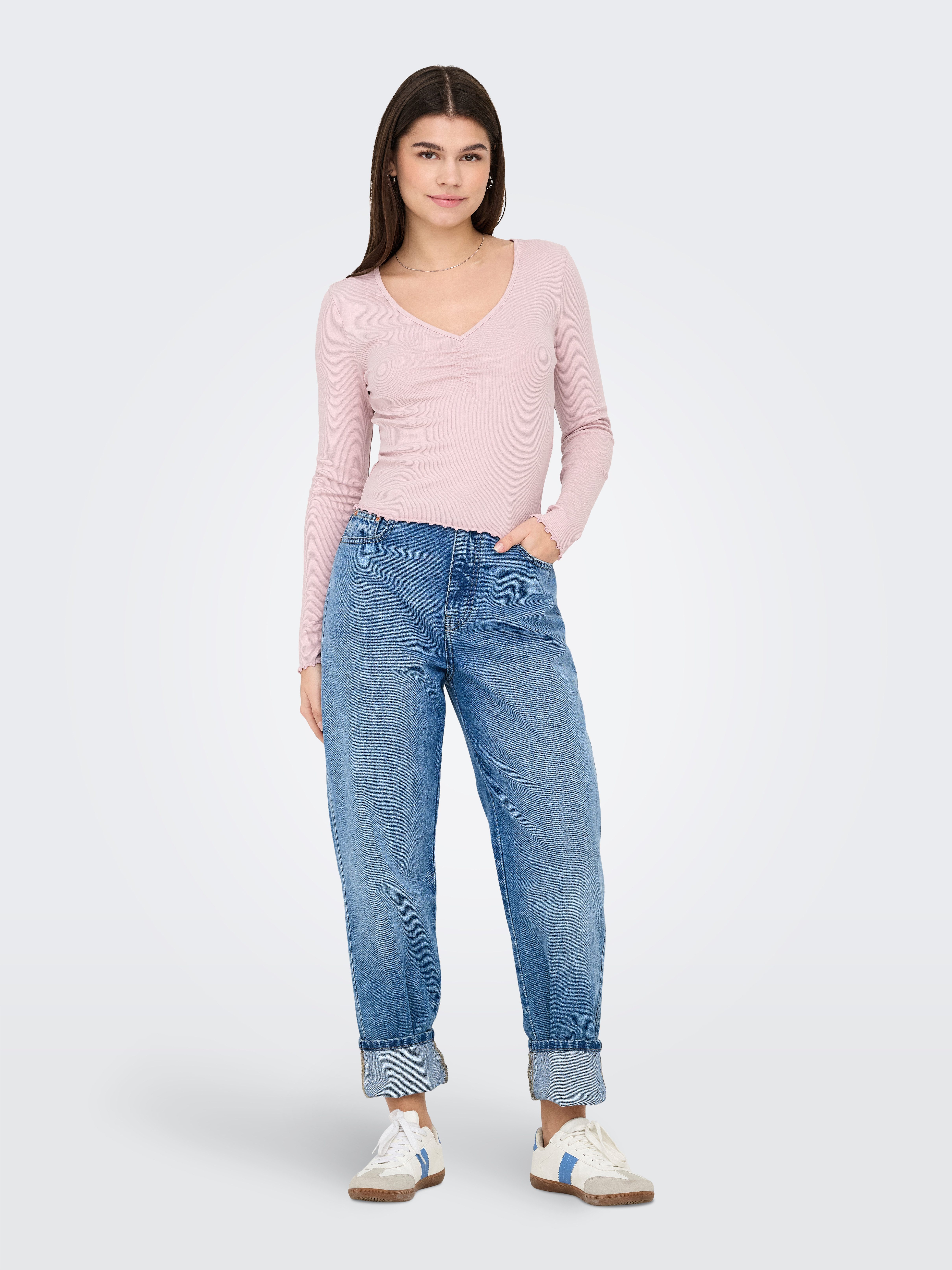 Only Shirt met lange mouwen ONLBETTY L/S V-NECK TOP CC JRS