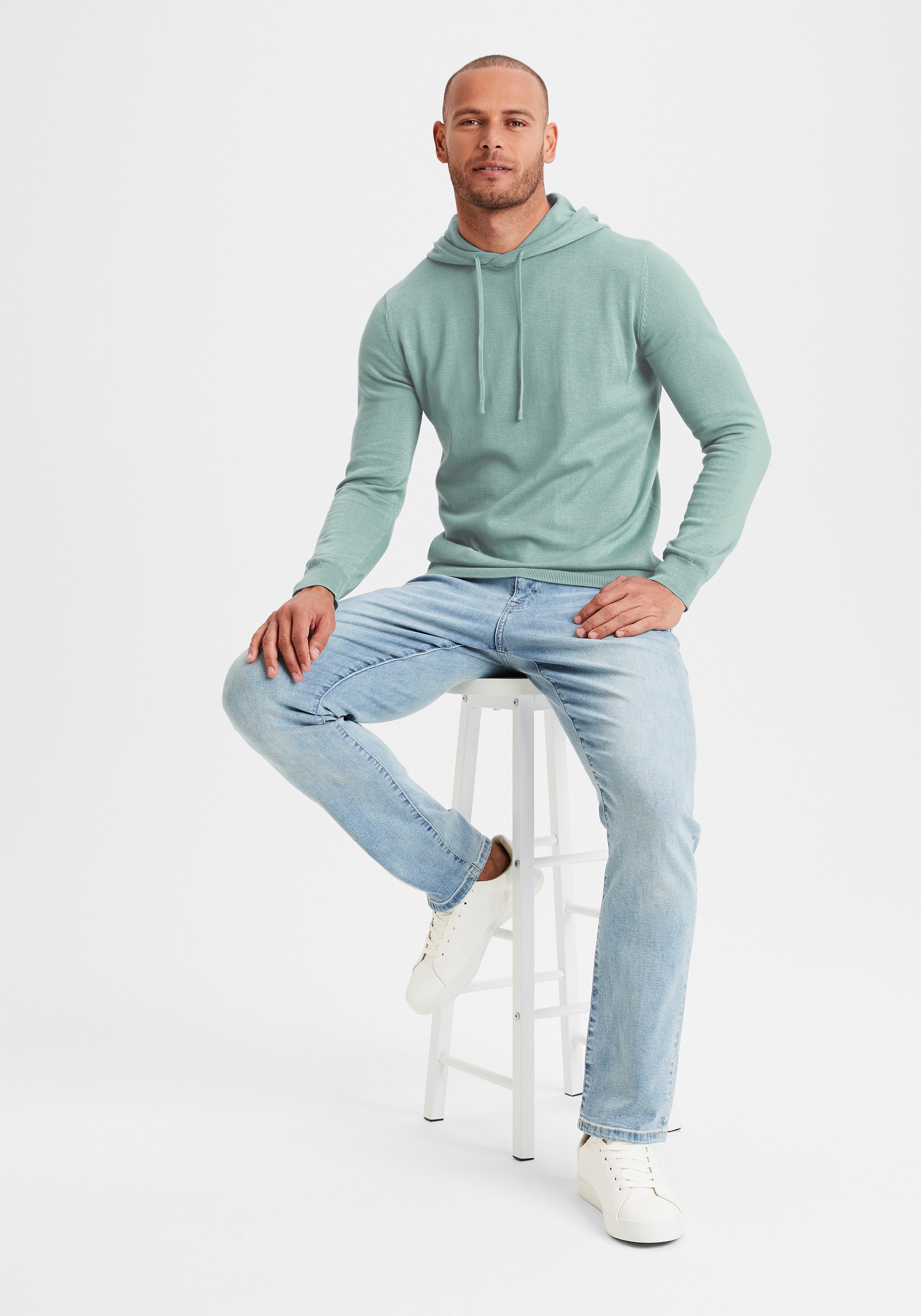 H.I.S Gebreide trui Met capuchon, regular fit Pullover met ronde hals, fijn breiwerk, katoenmix
