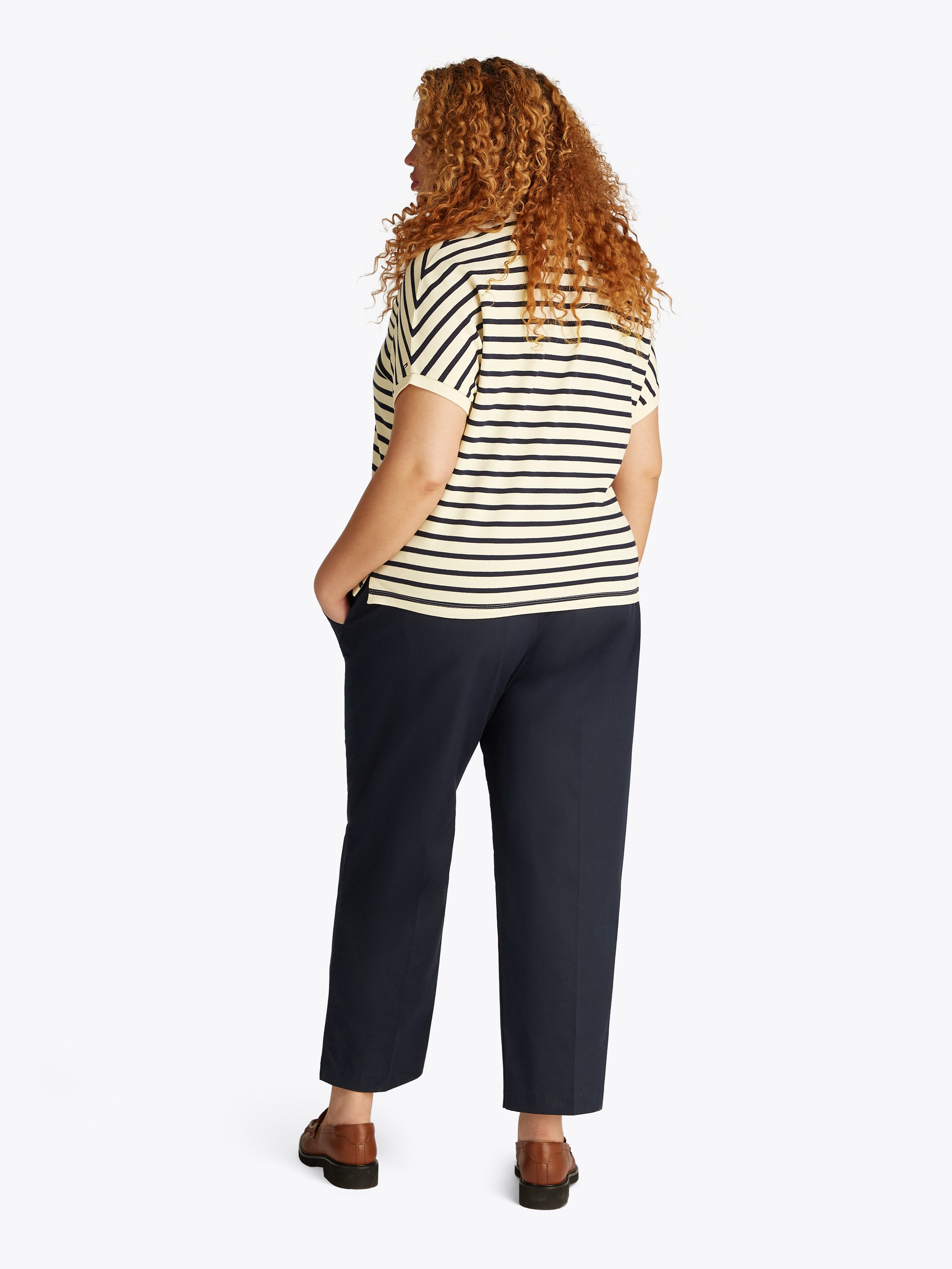 Tommy Hilfiger Curve Poloshirt CRV LYOCELL OPEN-NK POLO SS in grote maten, polokraag, streep patroon