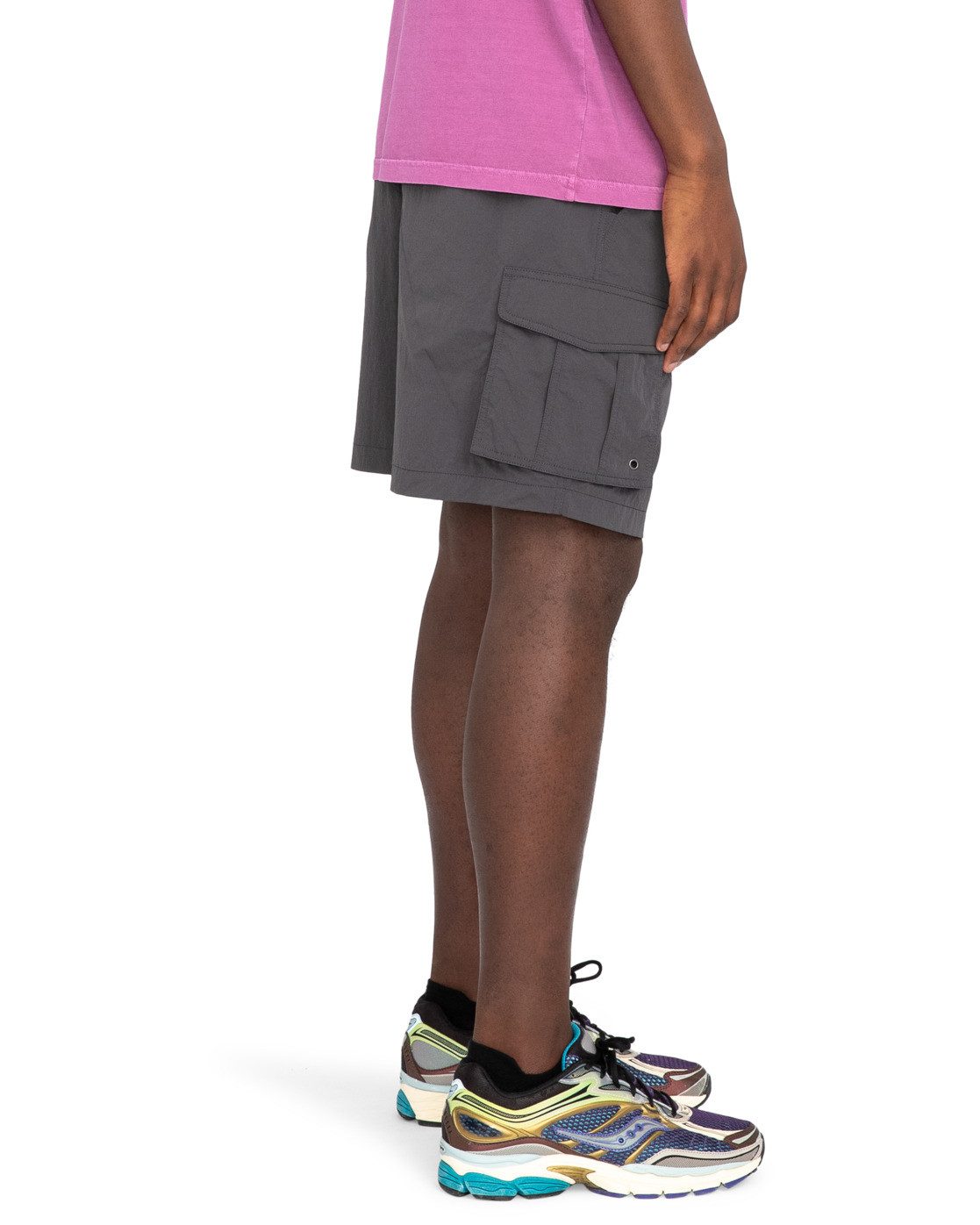Element Short Chillin Cargo Hybrid 18"