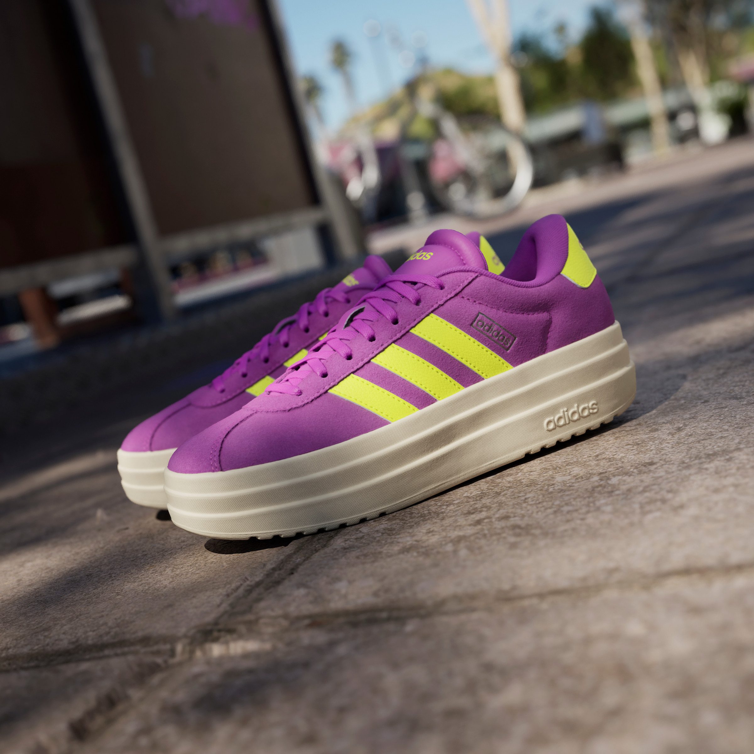 adidas Sportswear Sneakers VL COURT BOLD Design in de voetsporen van de adidas Gazelle Bold