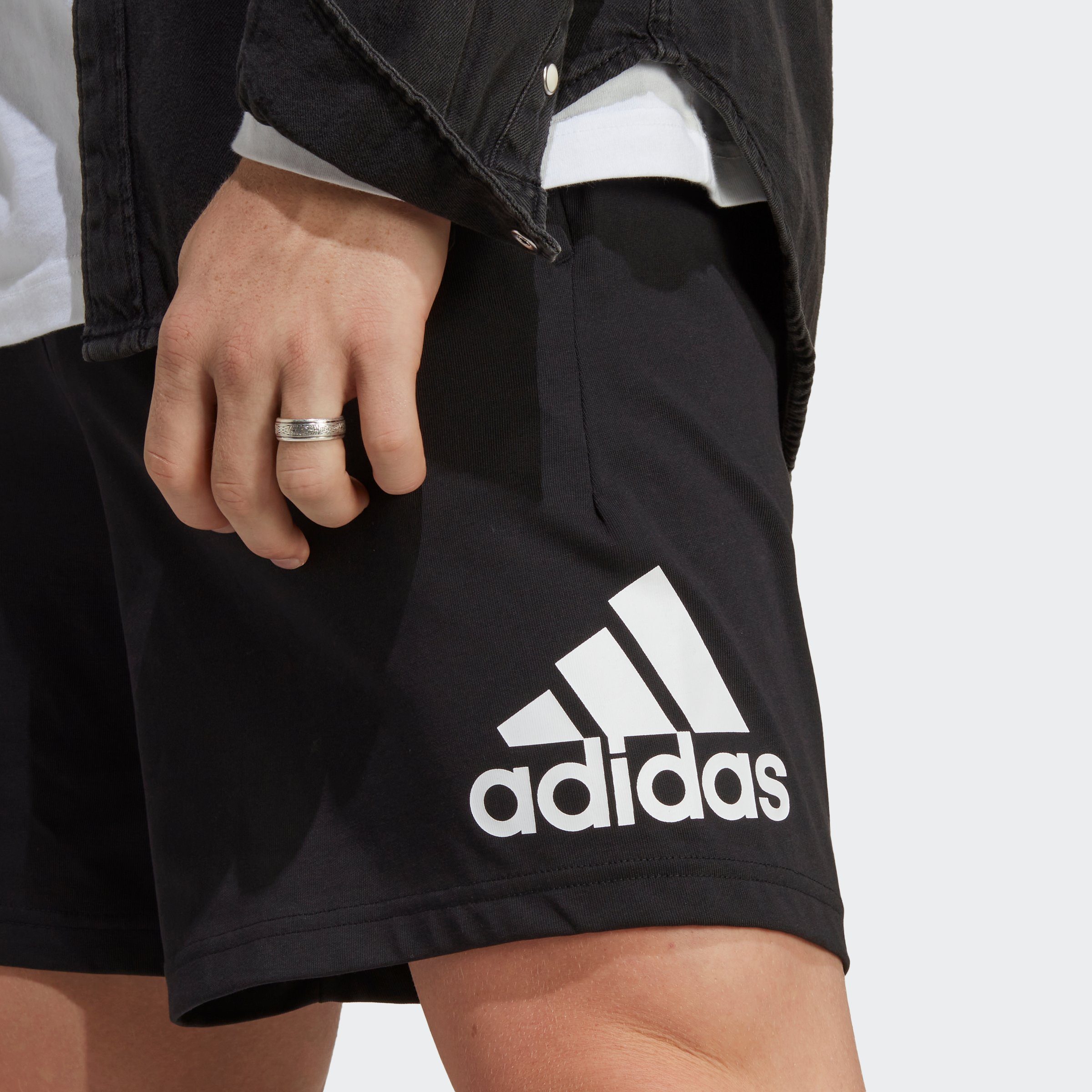 adidas Sportswear Short ESSENTIALS LOGO (1-delig)