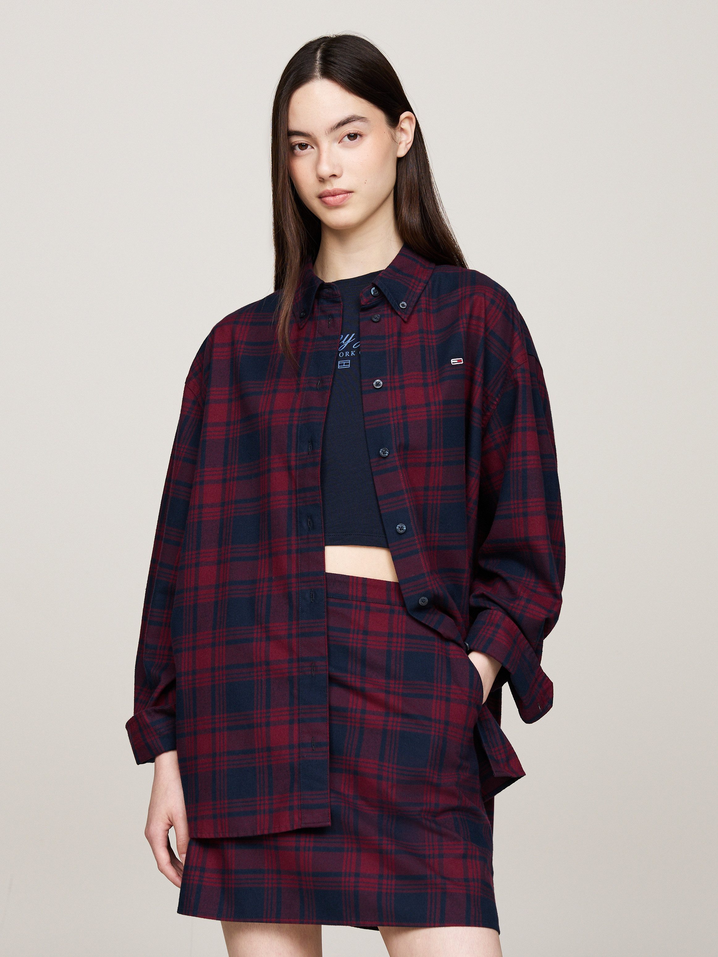 Tommy Jeans Curve Overhemdblouse TJW RLX TARTAN CHECK SHIRT EXT in grote maten met logo-borduurwerk