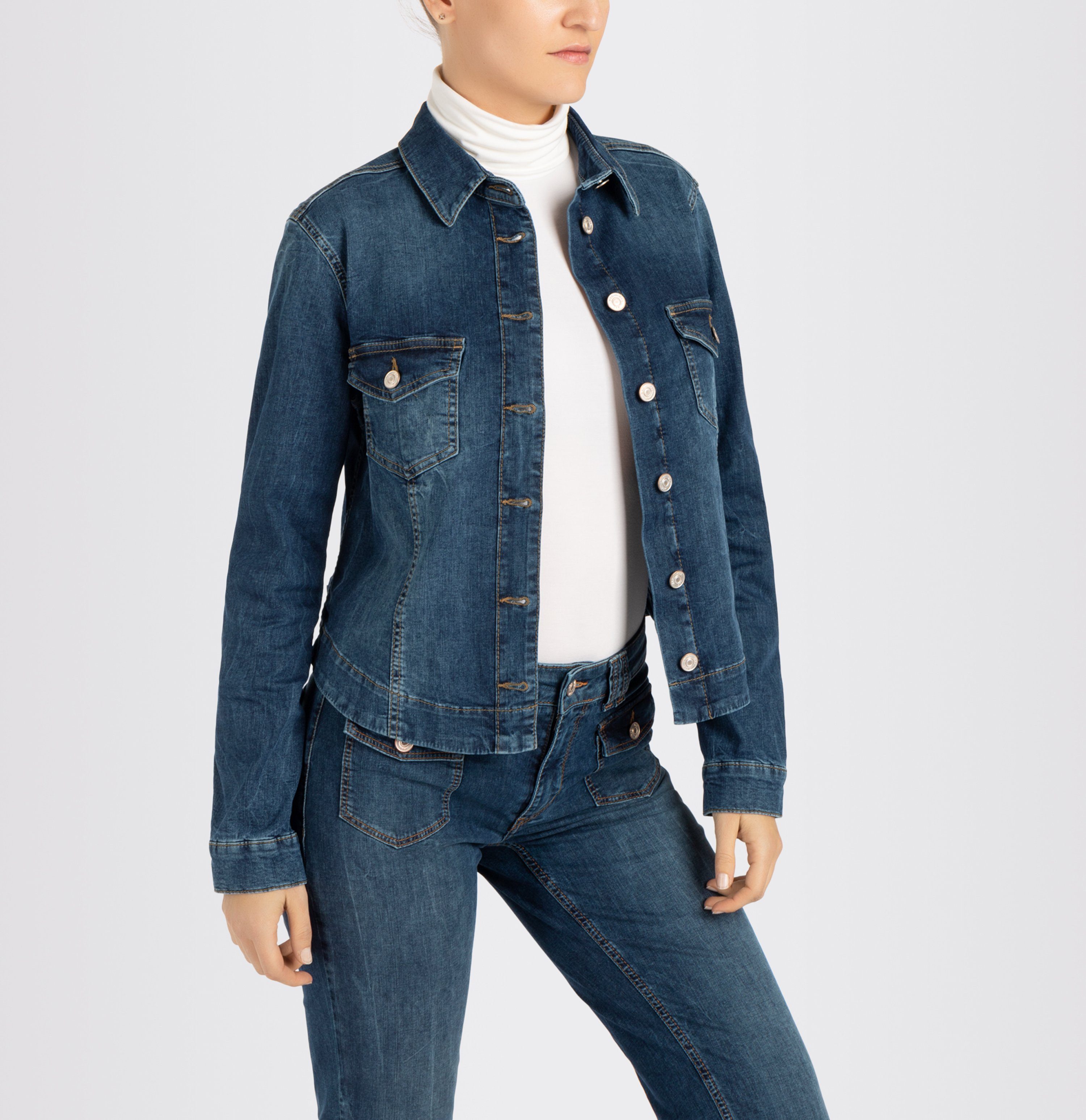 MAC Jeansjack RICH JACKET van lichte zomerse denimkwaliteit met hoog katoenpercentage