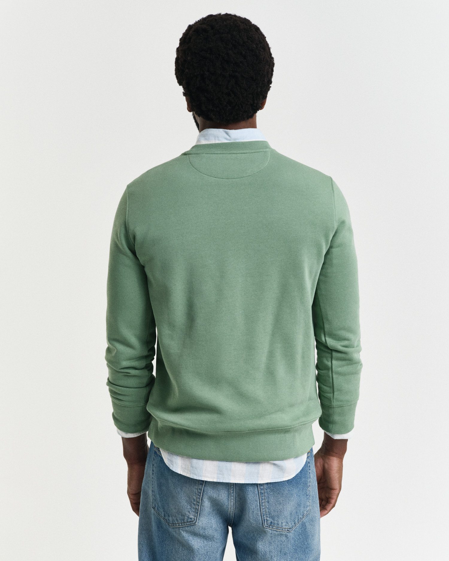 Gant Sweatshirt REG SHIELD C-NECK SWEAT met logoborduursel op borsthoogte