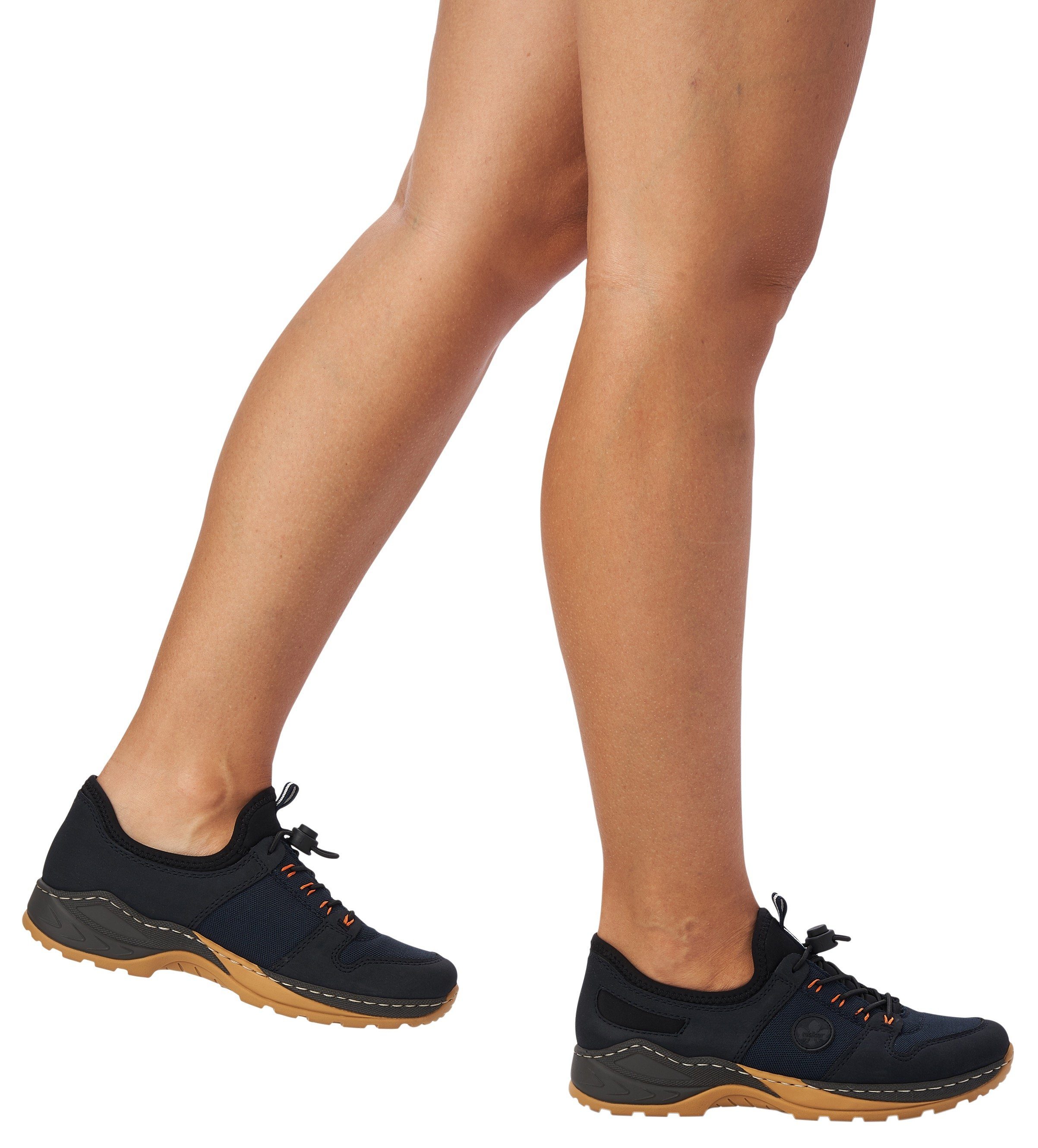 Rieker Slip-on sneakers Trekking Schoen, vrijetijdsschoen, Slipper met verfijnde randnaad