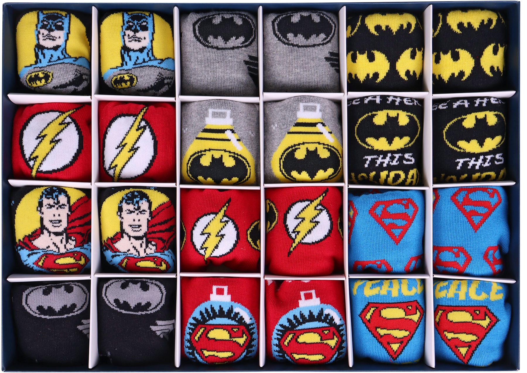 Capelli New York Adventskalender Kalender met 24 deuren, 12 paar sokken van Superman, Matman, Marvel