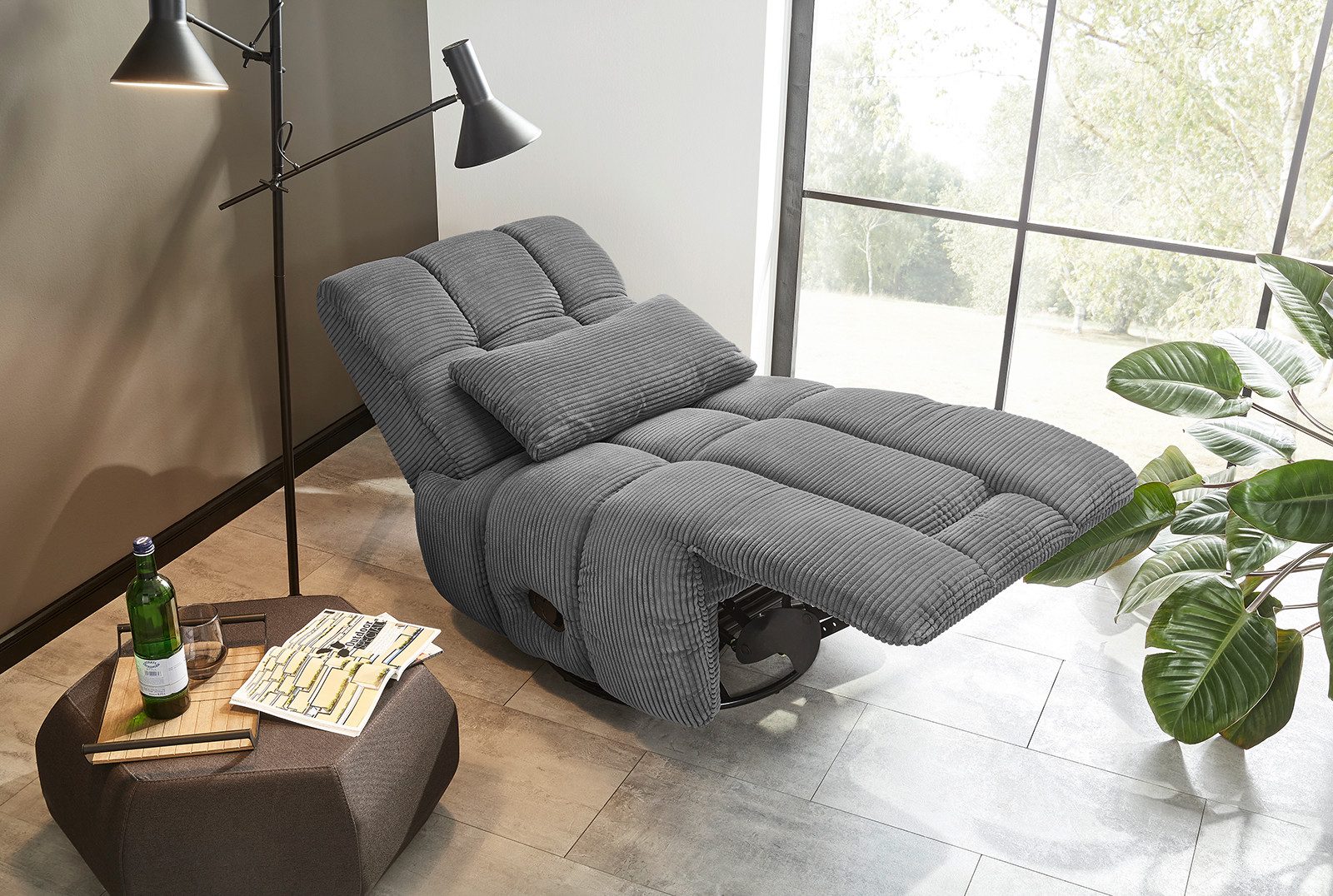 Jockenhöfer Gruppe Relaxfauteuil Doncaster met draai-, schommel-, relax- en kantelfunctie, aangenaam zachte corduroystof
