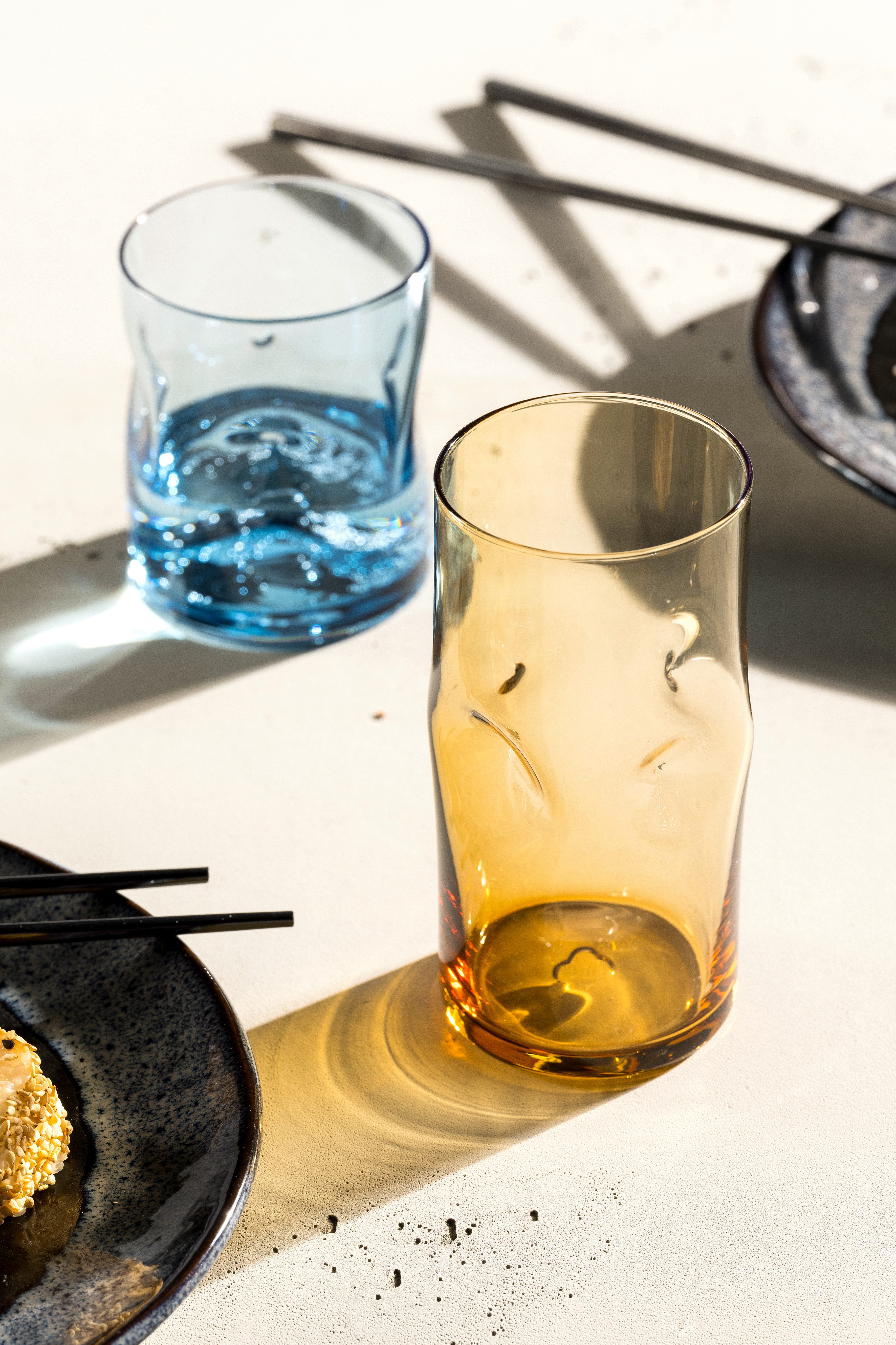 LEONARDO Glazenset Drinkglas VESUVIO, 300 ml, 4-stuks set conische vorm, opvallend design - met inkepingen (set, 4-delig)