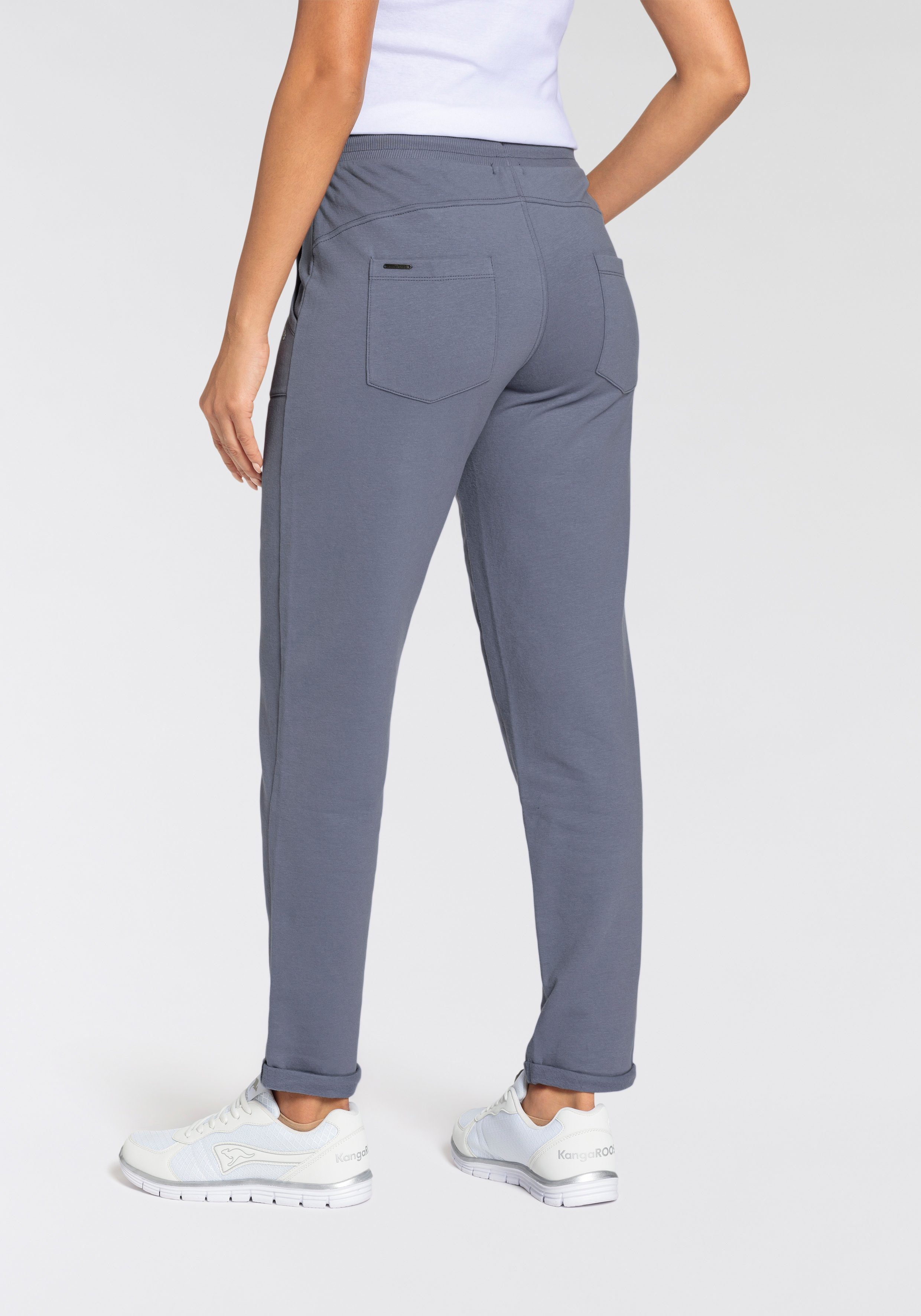KangaROOS Joggingbroek met grote zakken