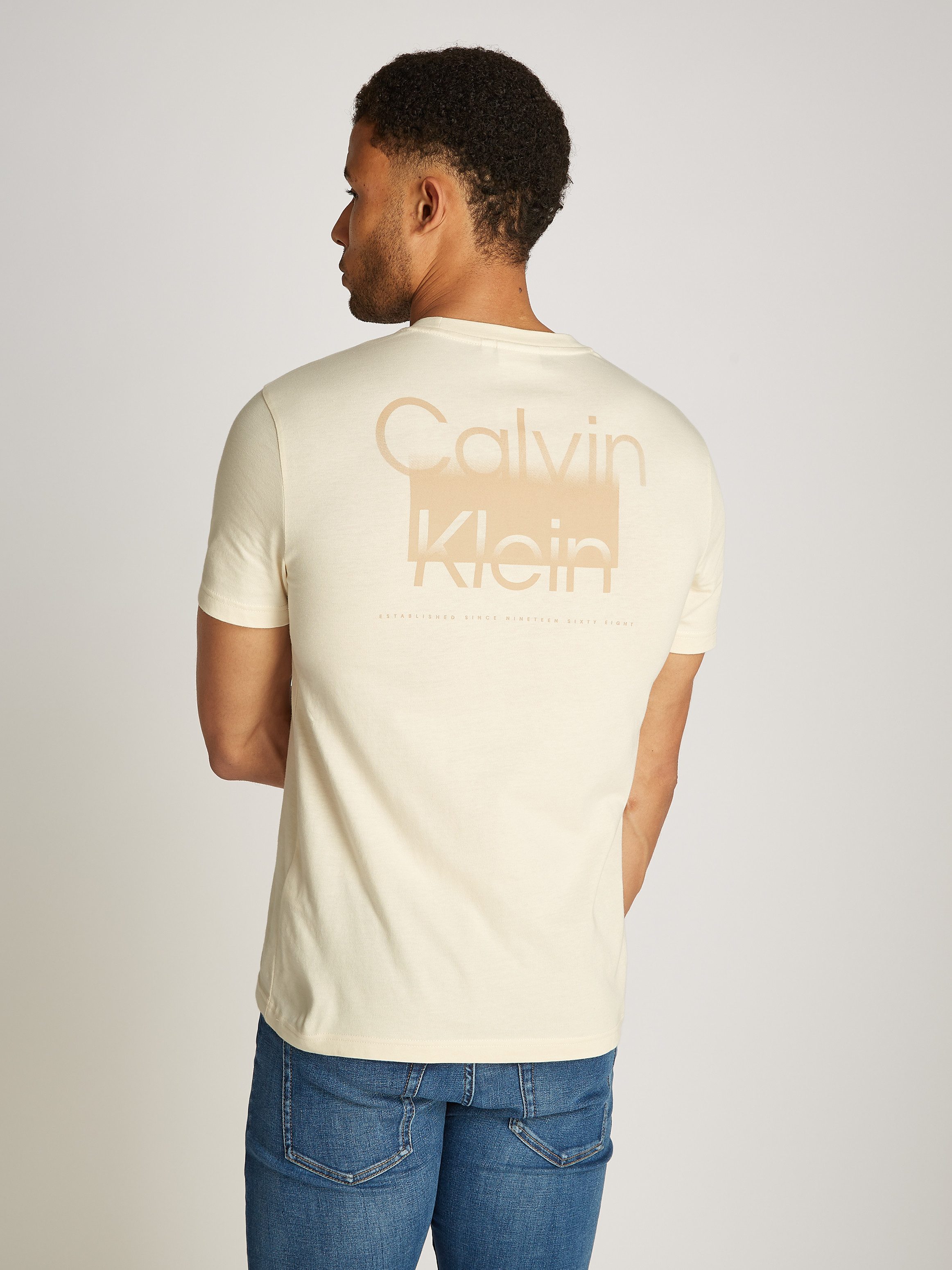 Calvin Klein T-shirt ENLARGED BACK LOGO T-SHIRT