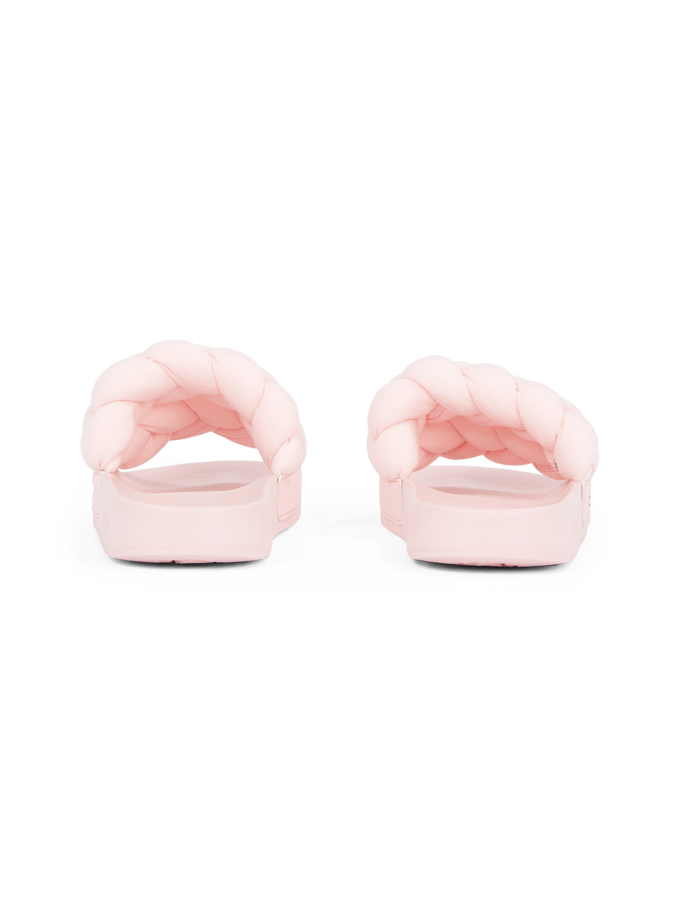 TOMMY JEANS Slippers TJW BRAIDED SLIDE , zomerschoen, flats, instapschoen, gevlochten, gewatteerde bandage