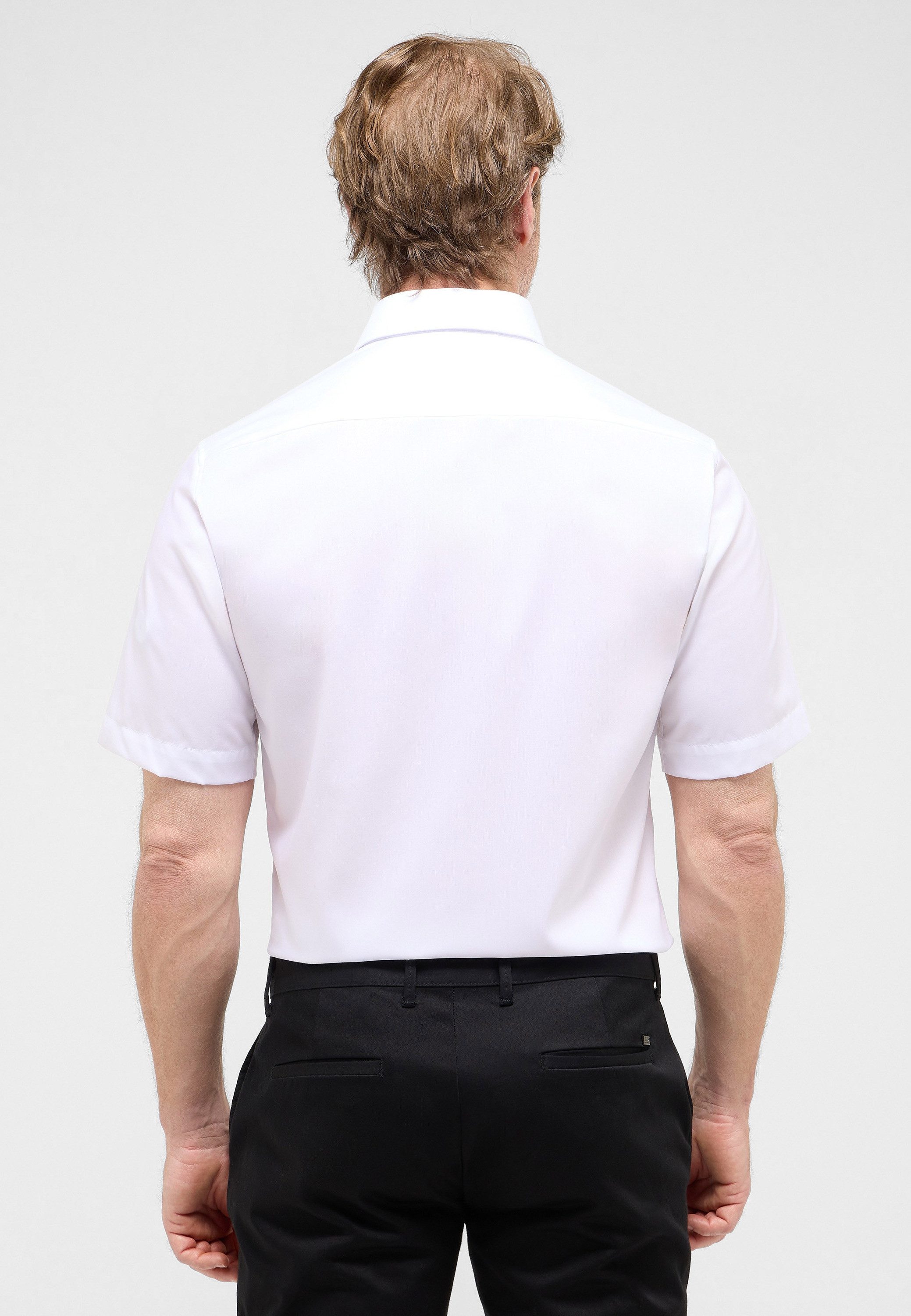 Eterna Overhemd met korte mouwen MODERN FIT NON IRON (strijkvrij)