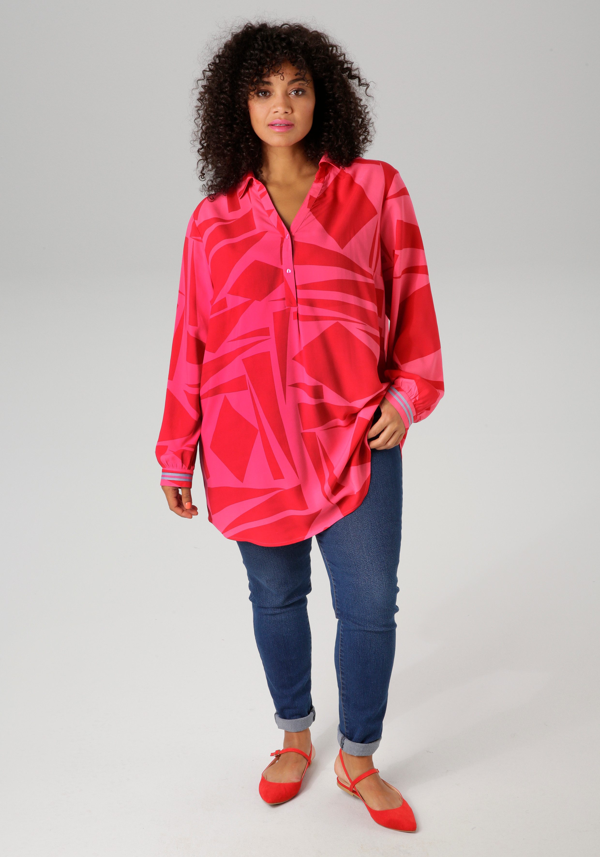 Aniston PLUS Lange blouse met kleurrijke, grootvlak print