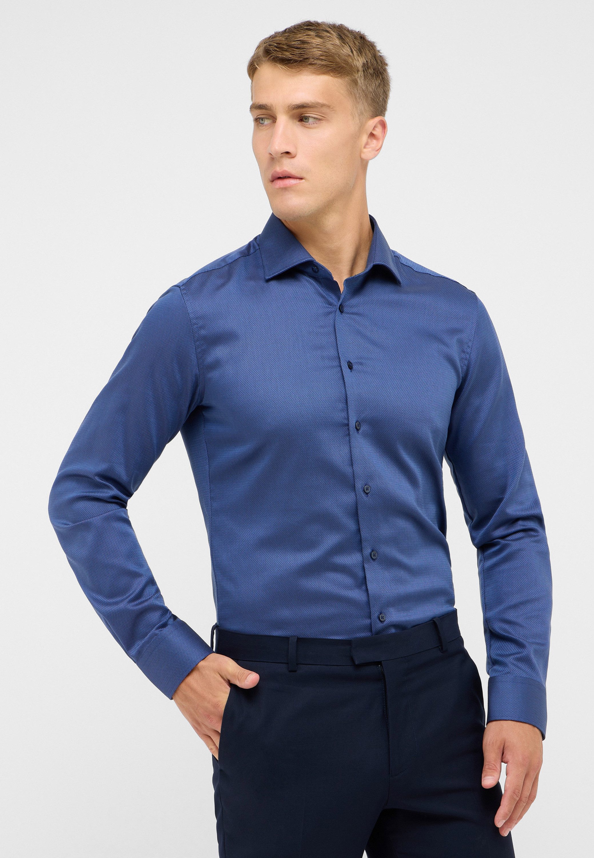 ETERNA SLIM FIT Slim fit zakelijk overhemd met haaikraag