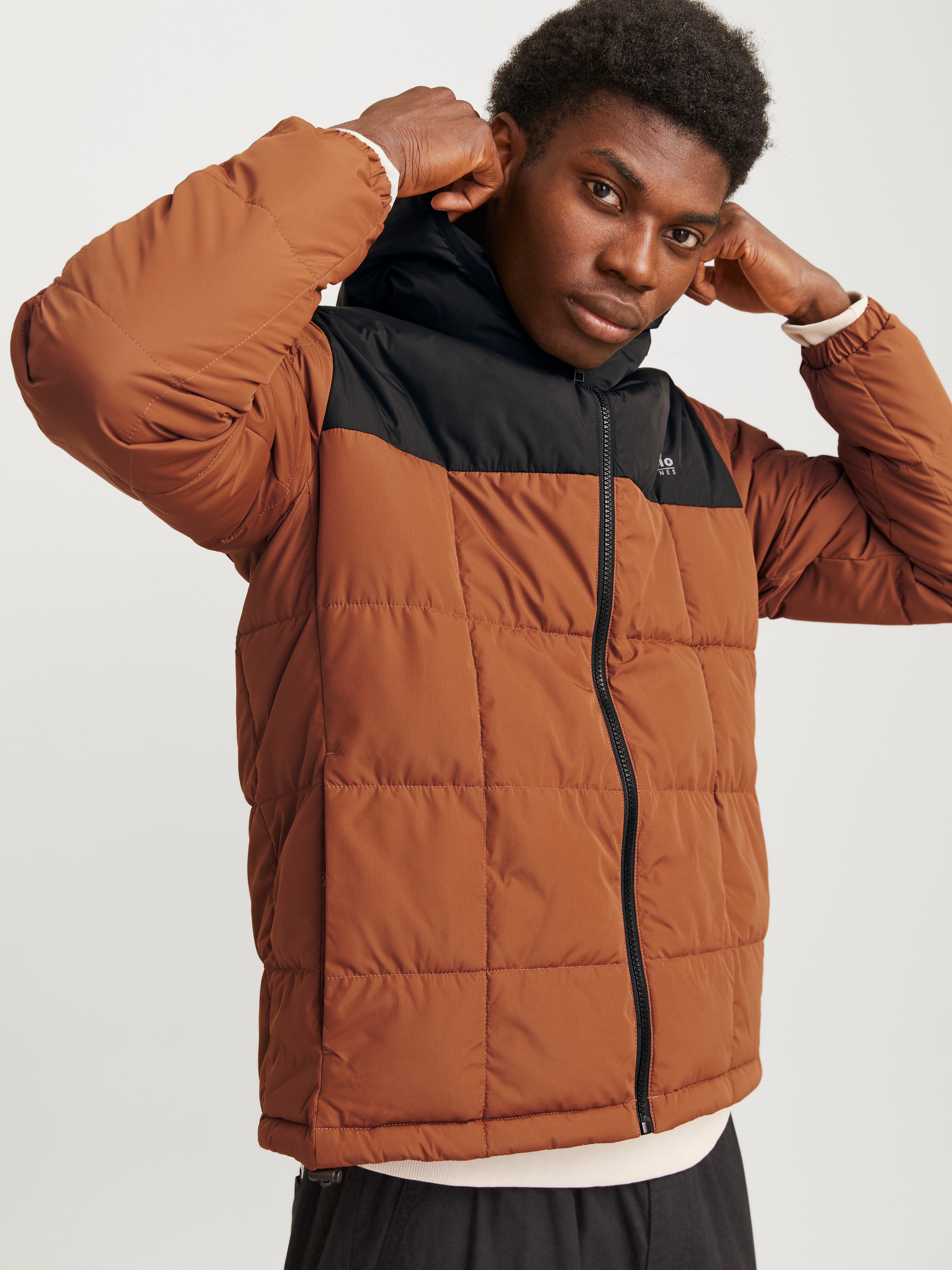 Jack & Jones Gewatteerde jas JJBEN SQUARE HOOD JACKET