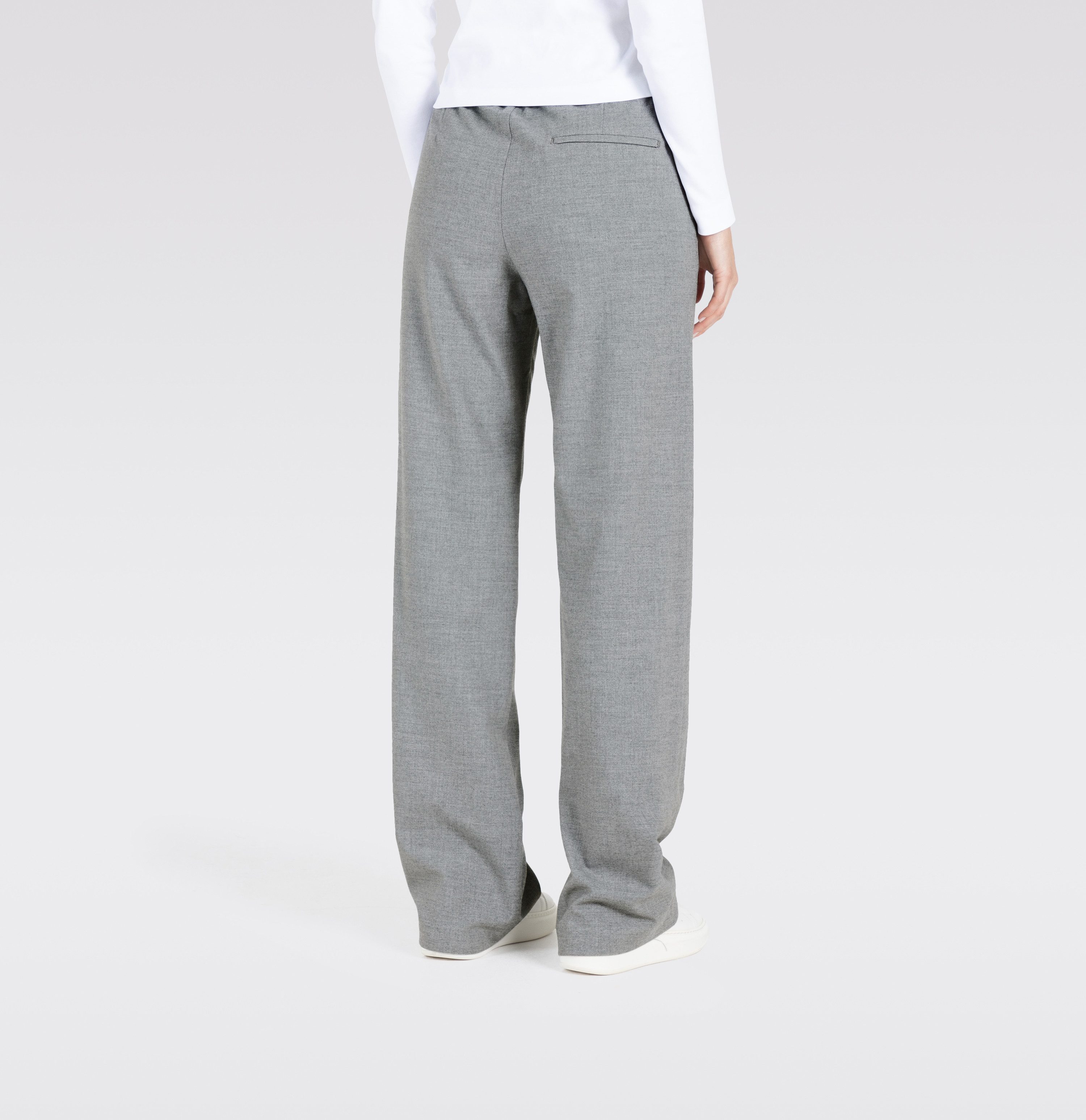 MAC Bootcutbroek Chiara Bootcut-vorm in figuuraccentuerende vorm