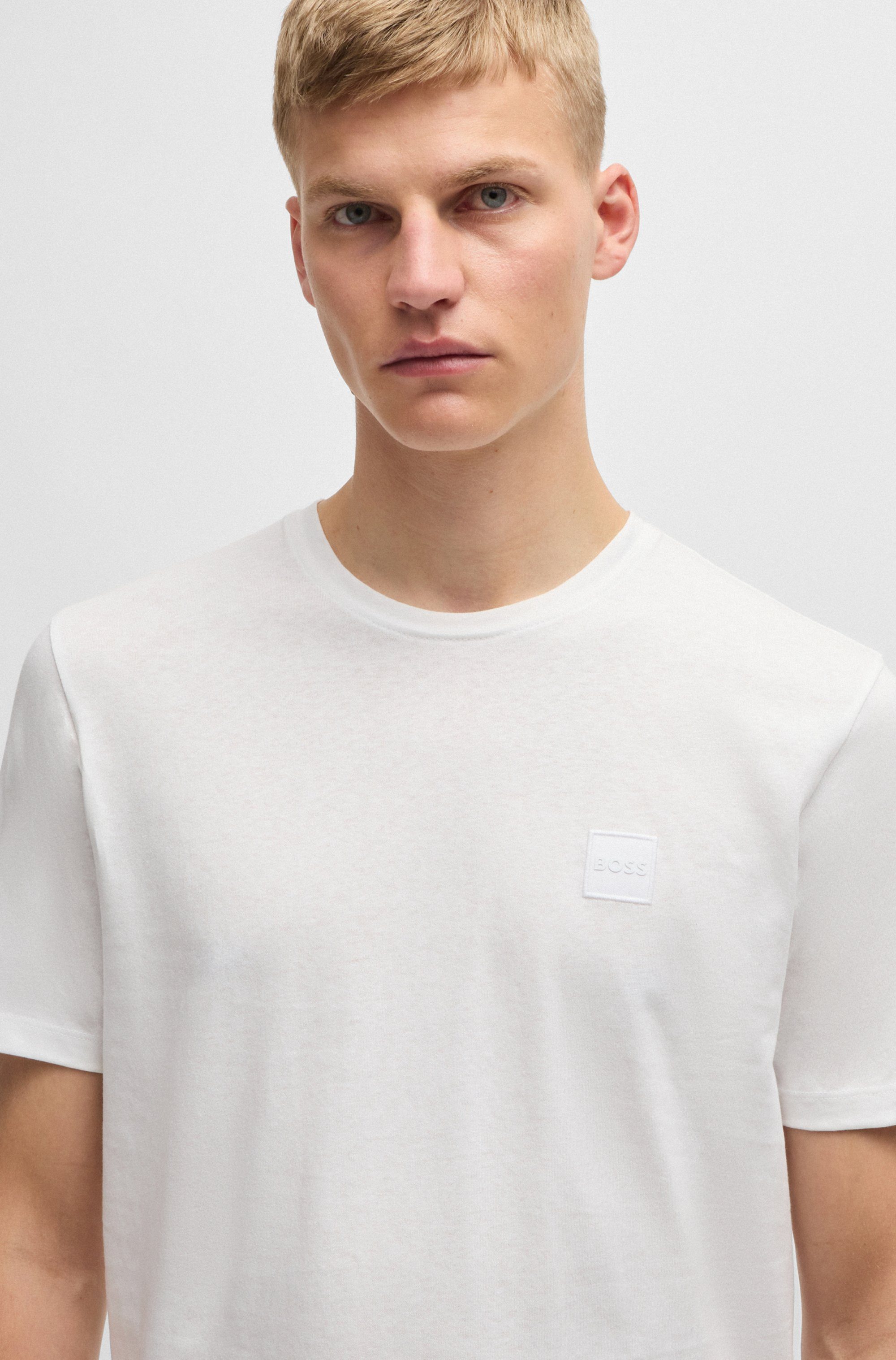Boss Orange T-shirt Tales met boss-borduursel op de borst