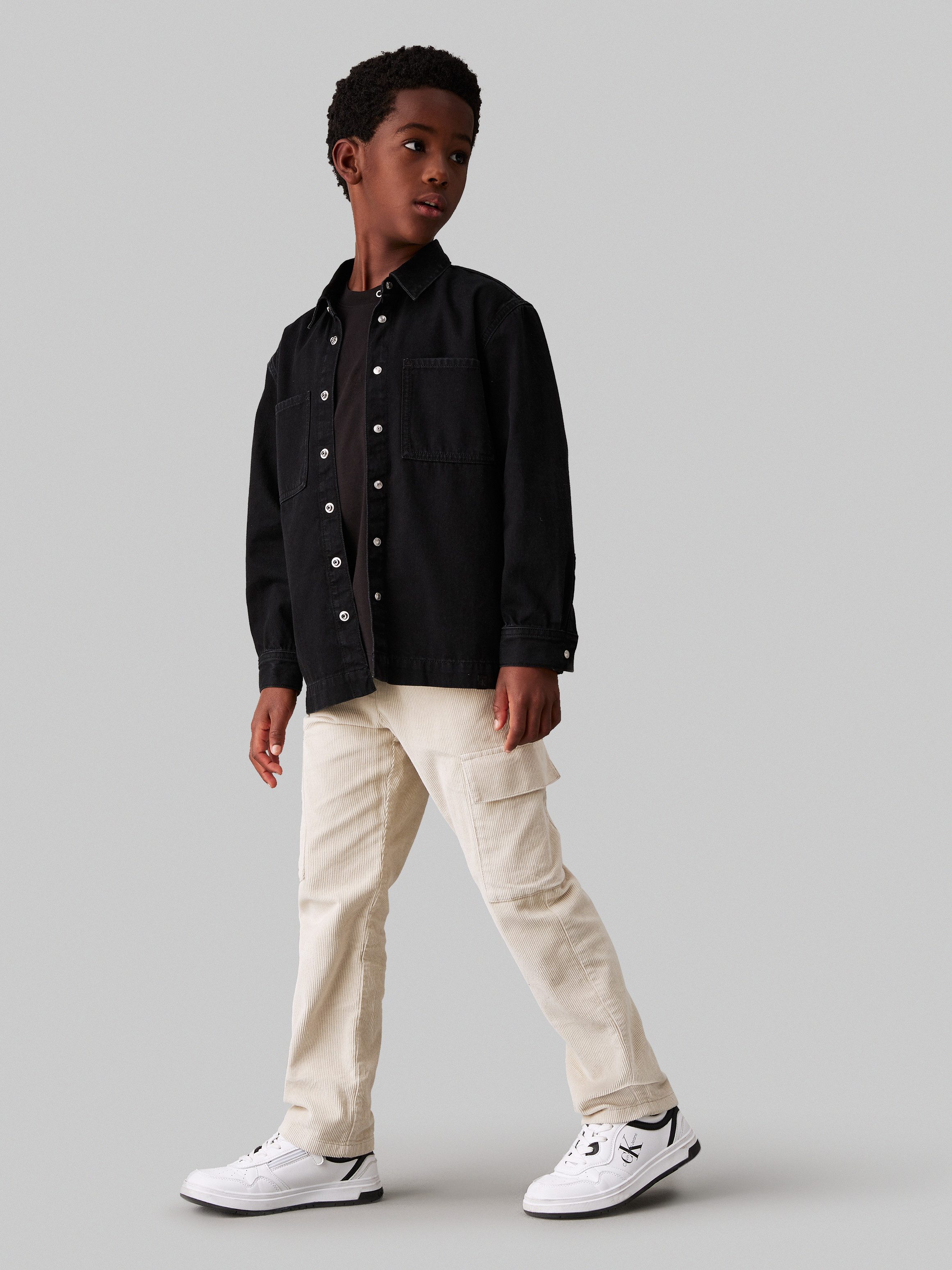 Calvin Klein Cargobroek Corduroy Straight Cargo Pants voor kinderen tot 16 jaar en met logo-embossing