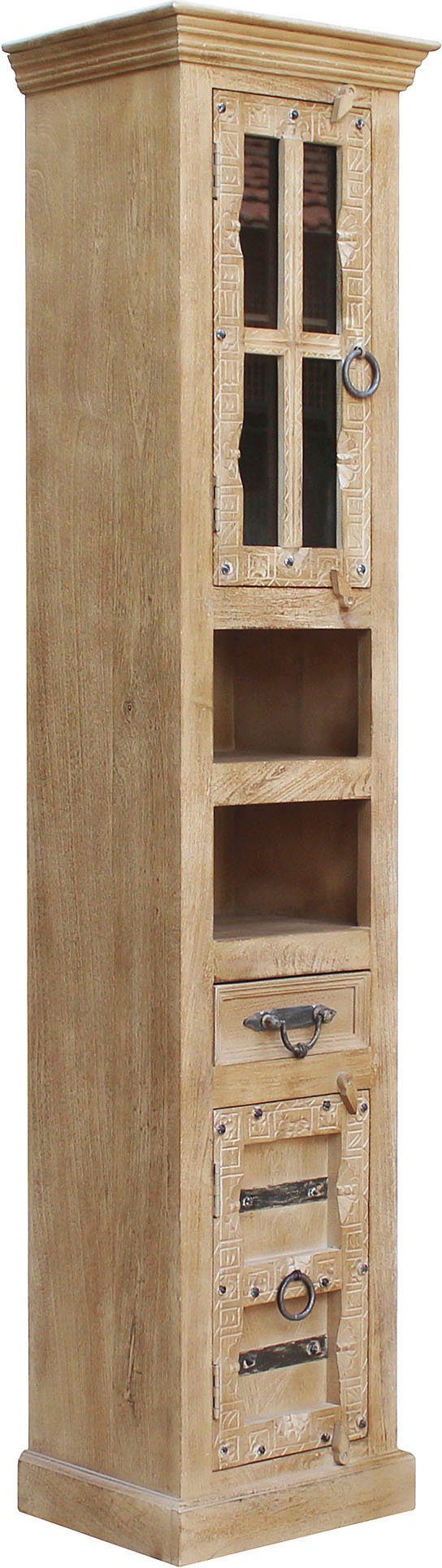 SIT Vitrinekast Daipur met glazen deur en 1 lade. 2 open vakken gegraveerde versieringen, breedte 44/hoogte 188 cm