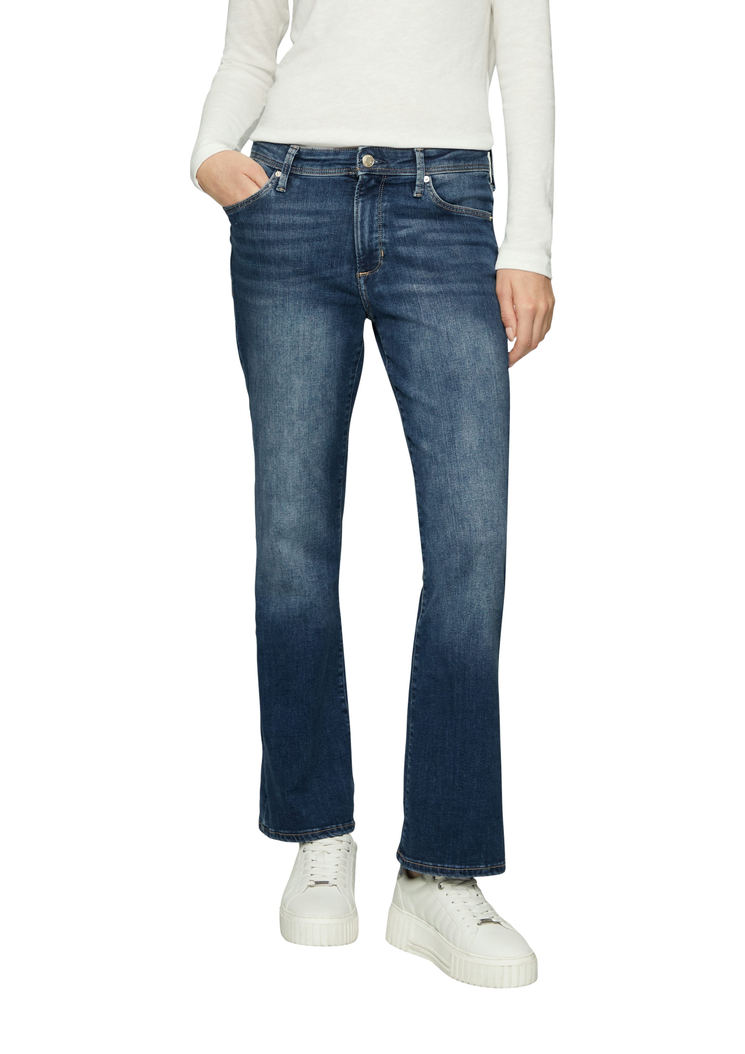 s.Oliver Bootcut jeans Beverly in stretchkwaliteit, met studs op de zakken
