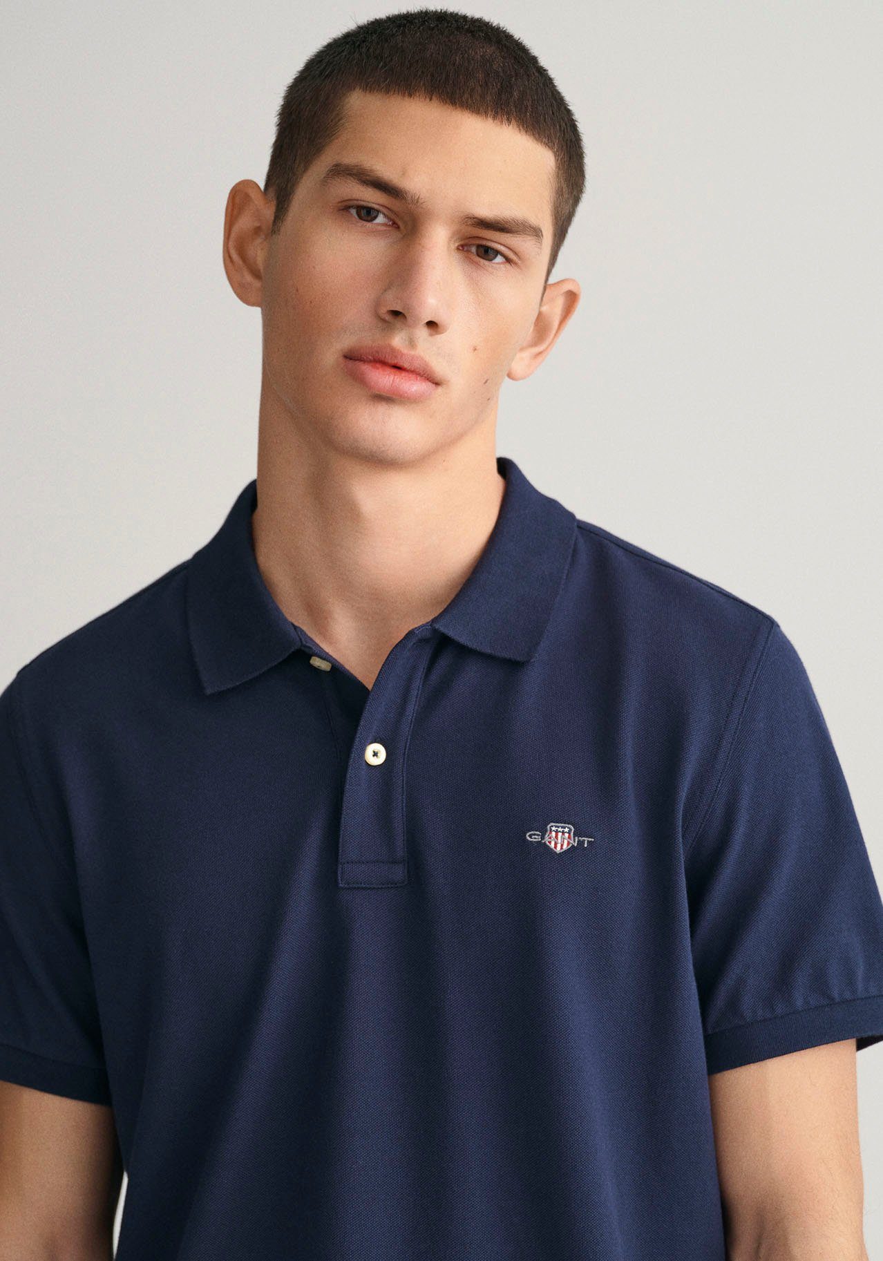 Gant Poloshirt REG SHIELD SS PIQUE POLO met logo en platte breikraag 100% katoen pique