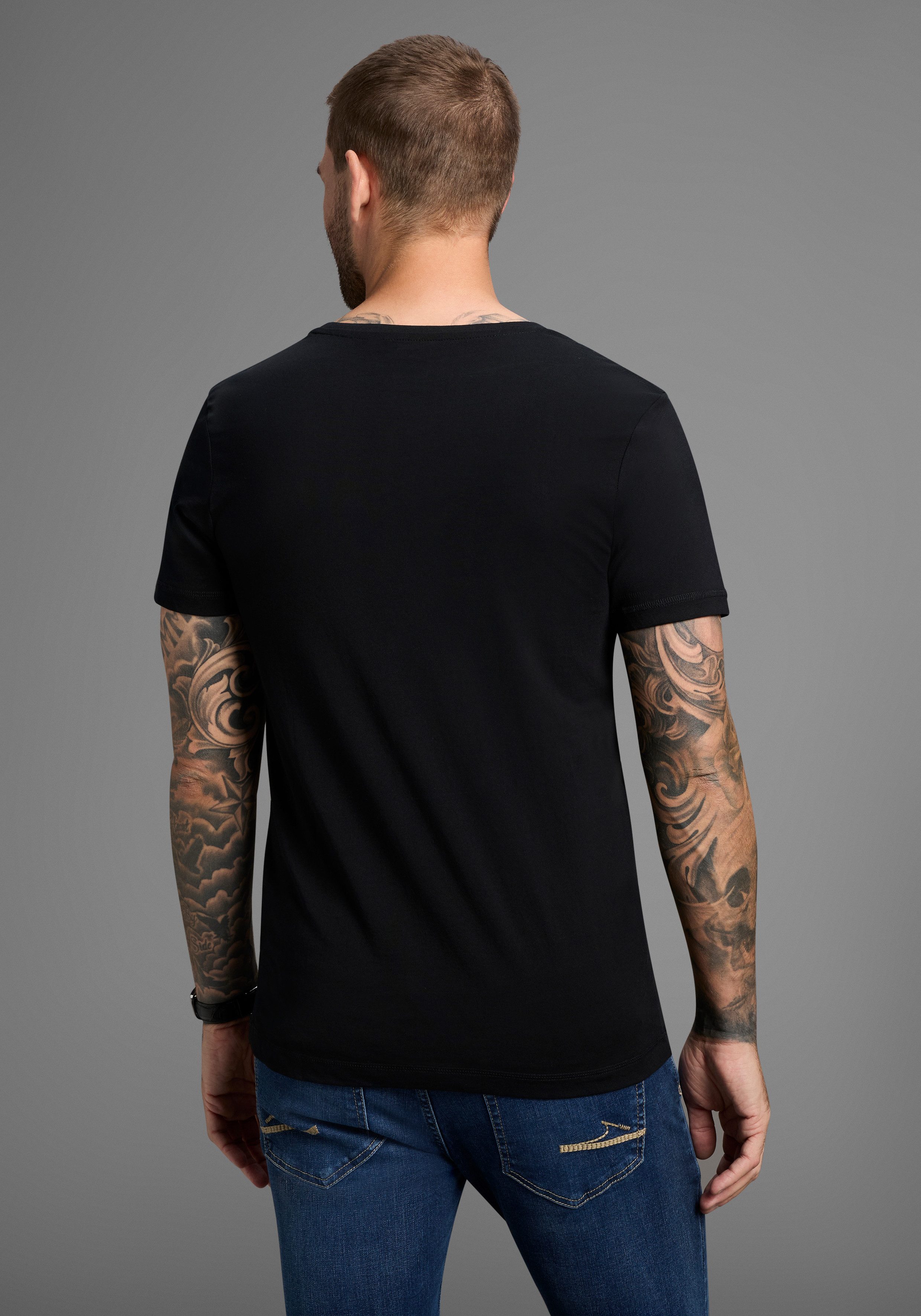 AJC T-shirt korte mouwen, smalle snit, met stijlvolle druk