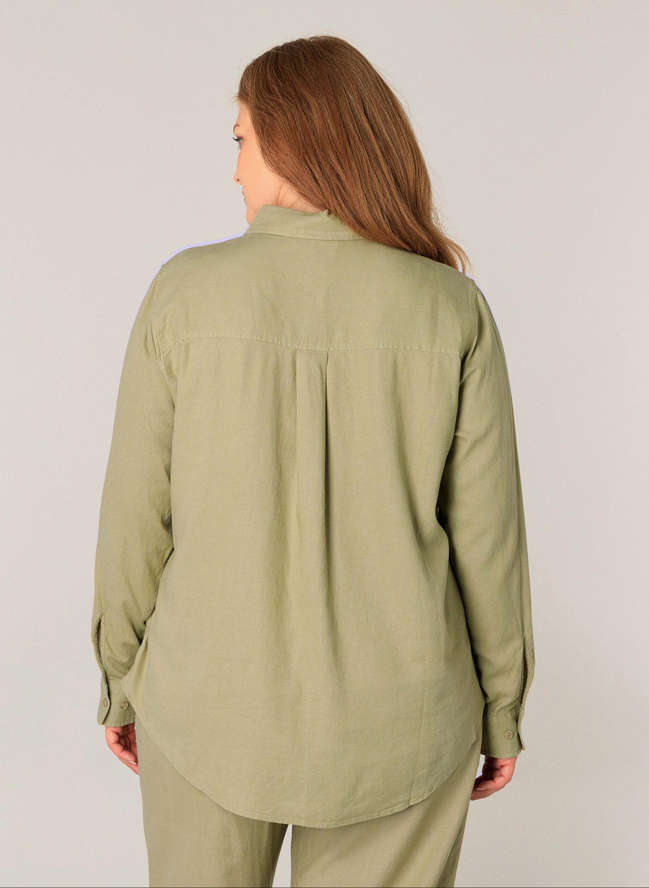 Base Level Curvy Blouse met lange mouwen Yaella