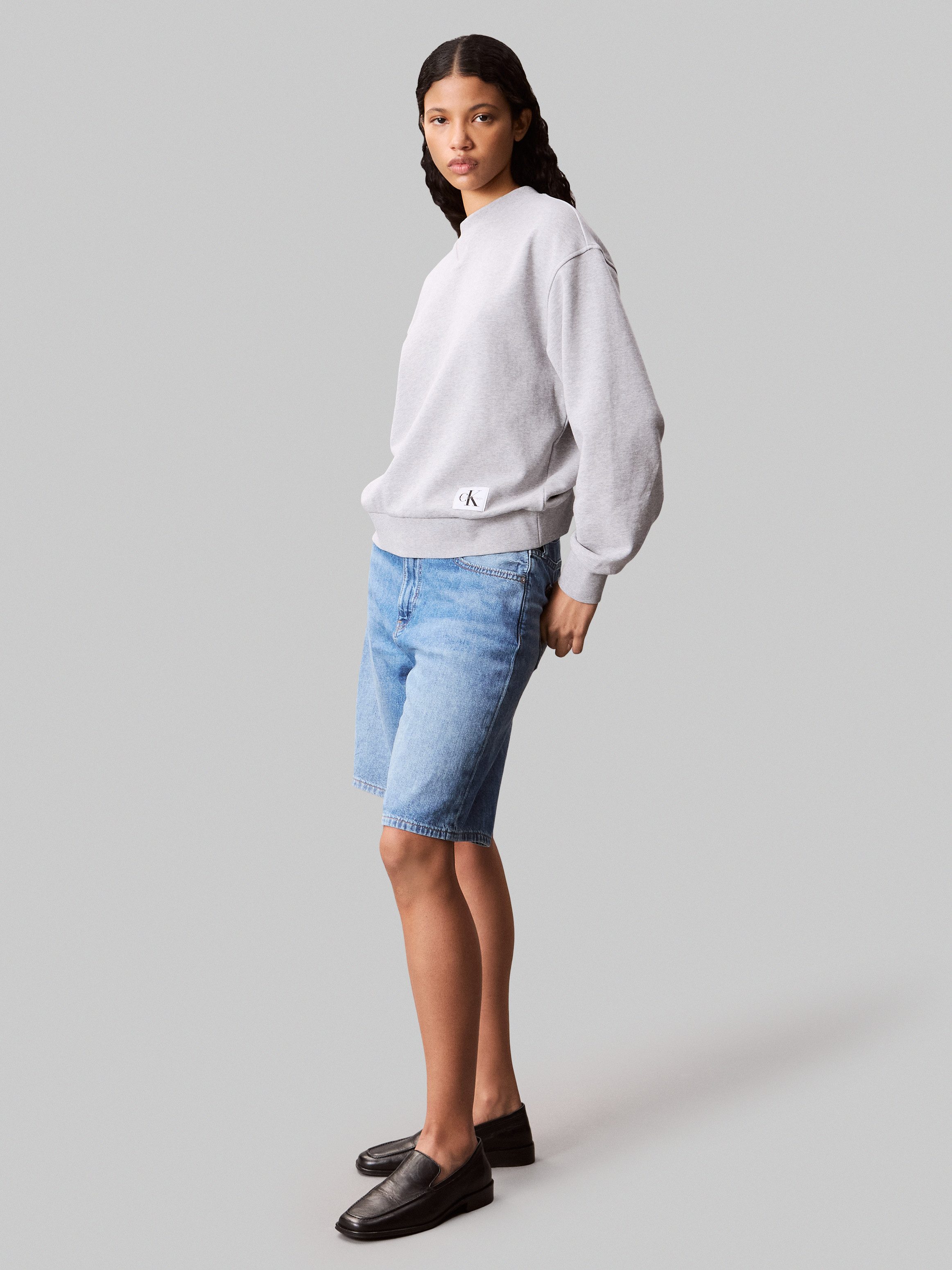 Calvin Klein Sweatshirt A- LS BADGE LOGO TERRY CREW NK