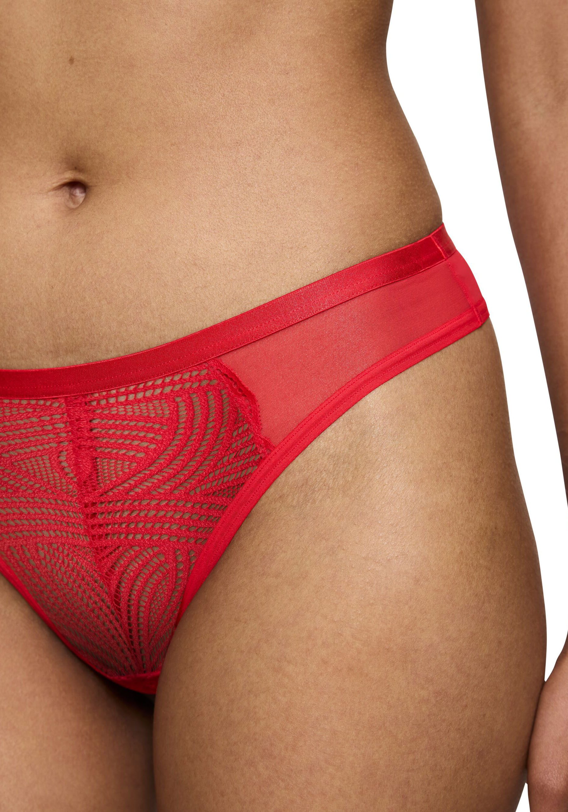 Triumph Slip Delightful Spotlight Brazilian