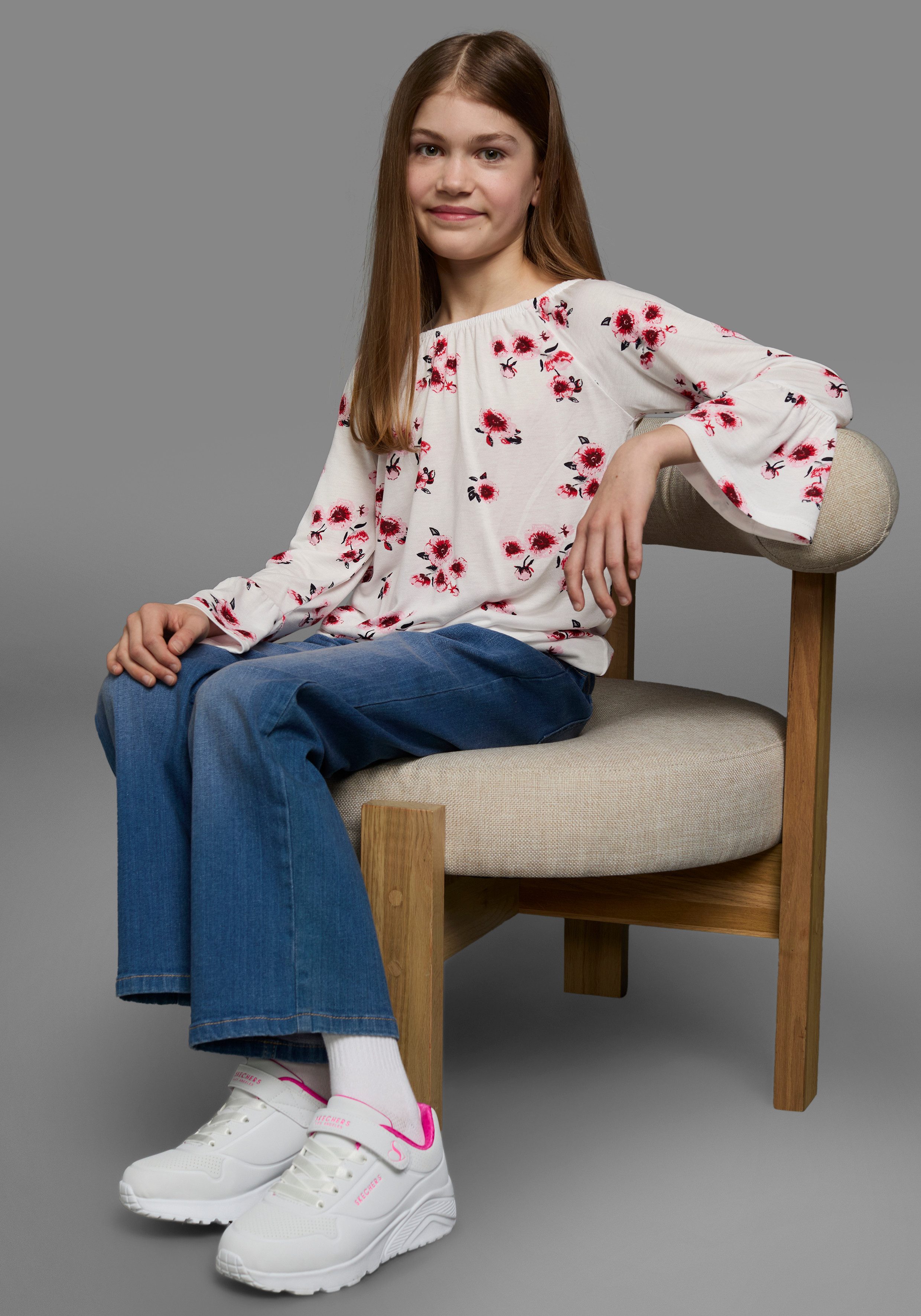 KIDSWORLD Shirt met carmenhals Shirt van viscose wijde pasvorm, met bloemenpatroon en print, carmenhals