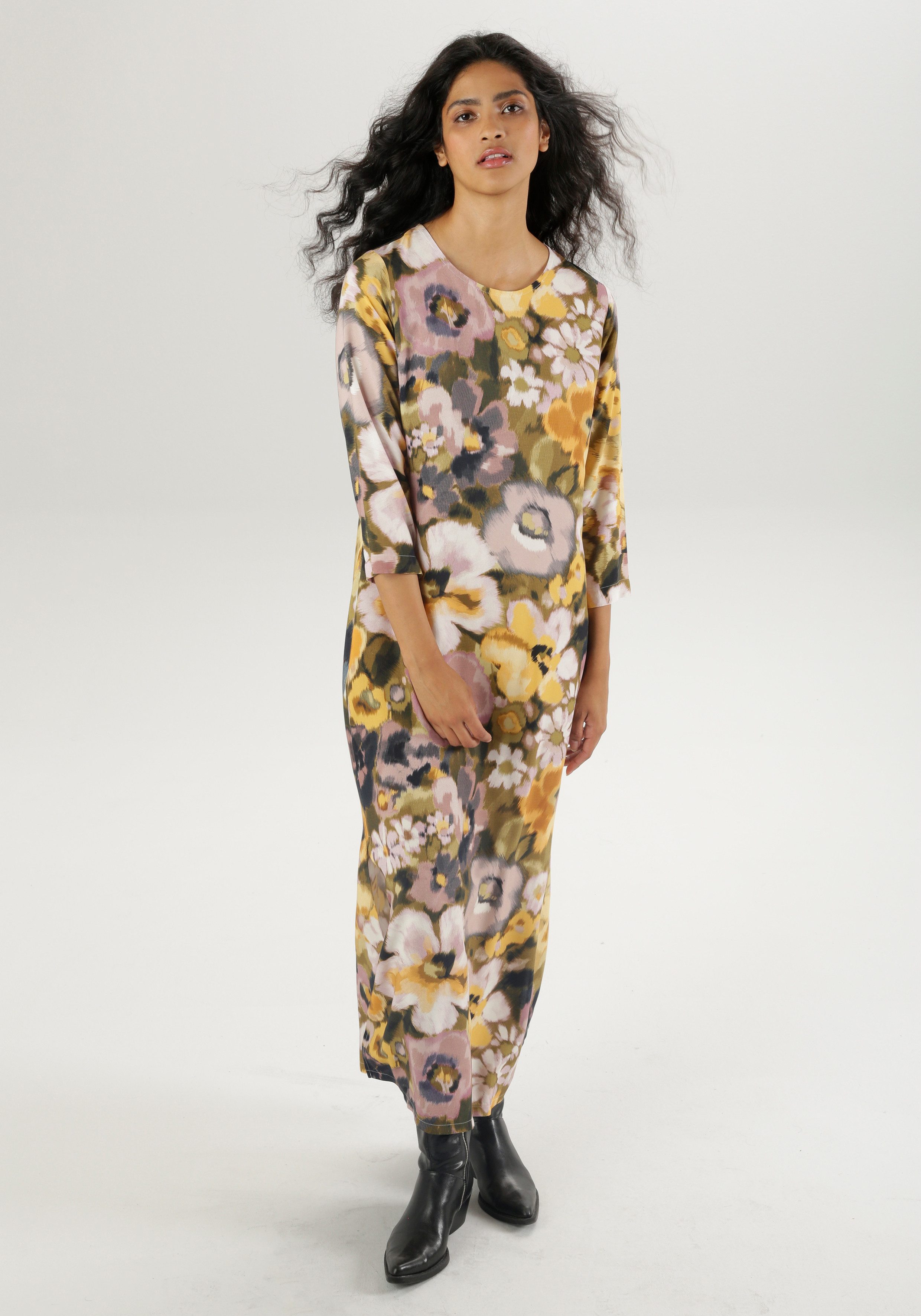 Aniston CASUAL Maxi-jurk met bloemenprint in batik-look - elk stuk is uniek