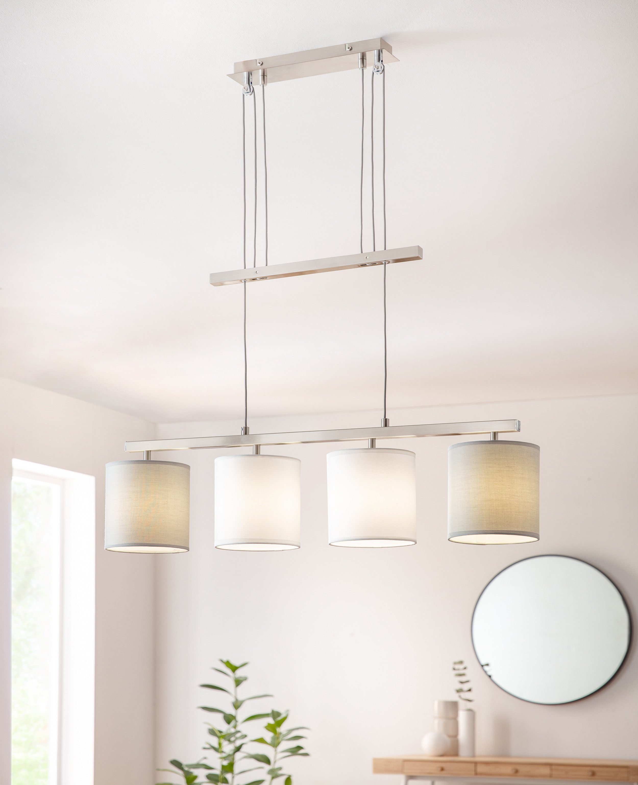 näve Hanglamp Tilde 4 x e27 met textiels kappen, elk 2 x in grijs en wit, hoogte verstelbaar (1 stuk)