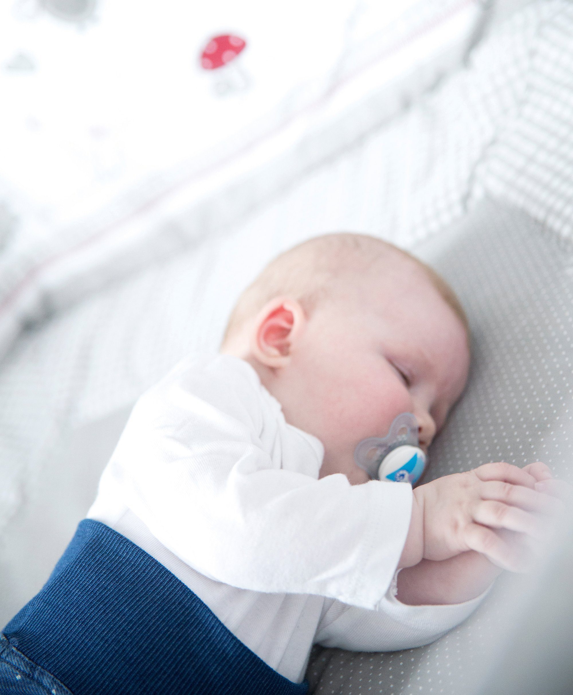 Roba® Box Cosiplay Adam & uil, ecru, 6-hoekig met stoffen inzet en hoofdbeschermer