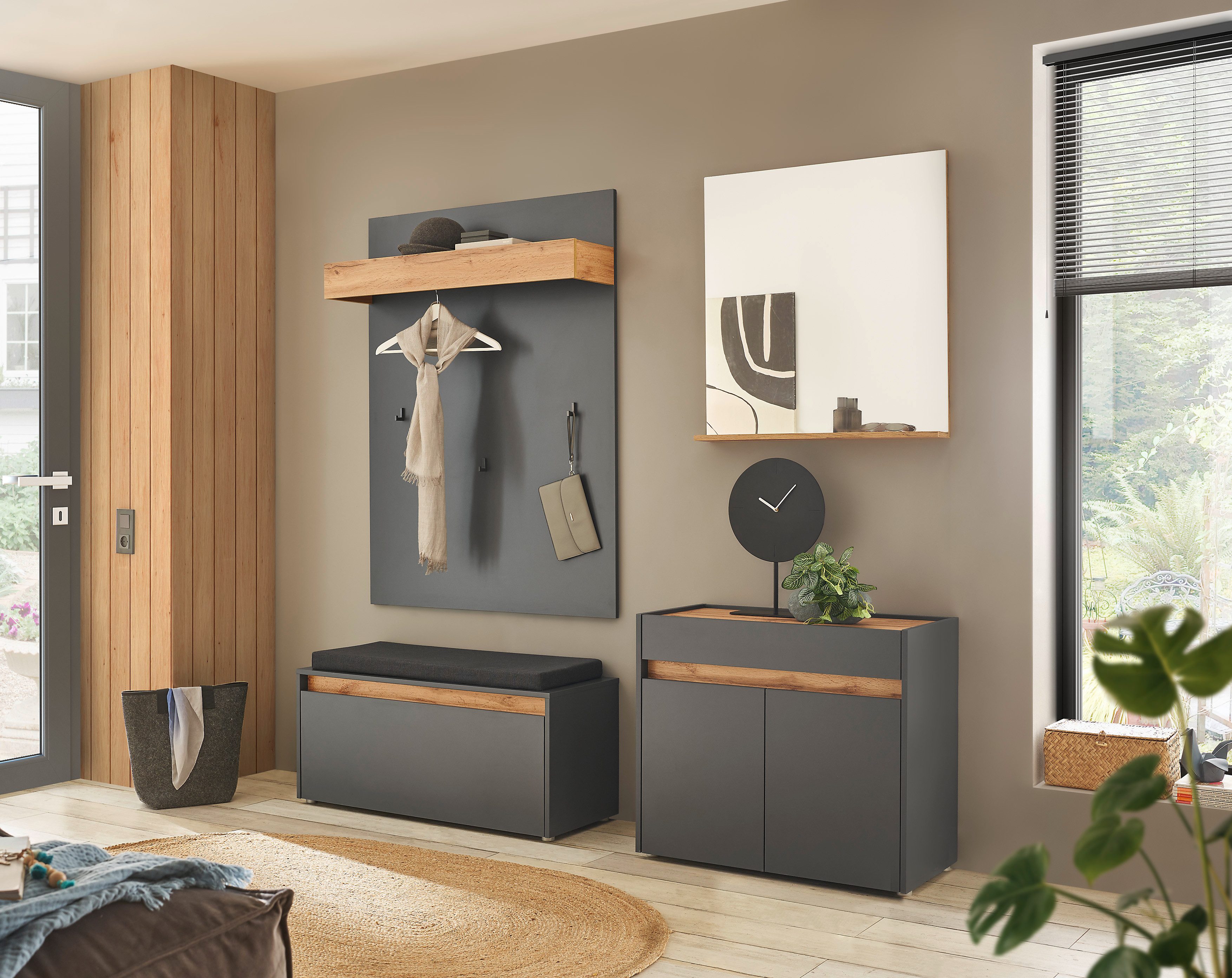 INOSIGN Halmeubelset GIRON/ CiTY, Garderobe in Wotan Eik, moderne garderobekast bevat commode, spiegel, paneel & schoenenbank + zitkussen, 190 cm breed (complete set, 4-delig)