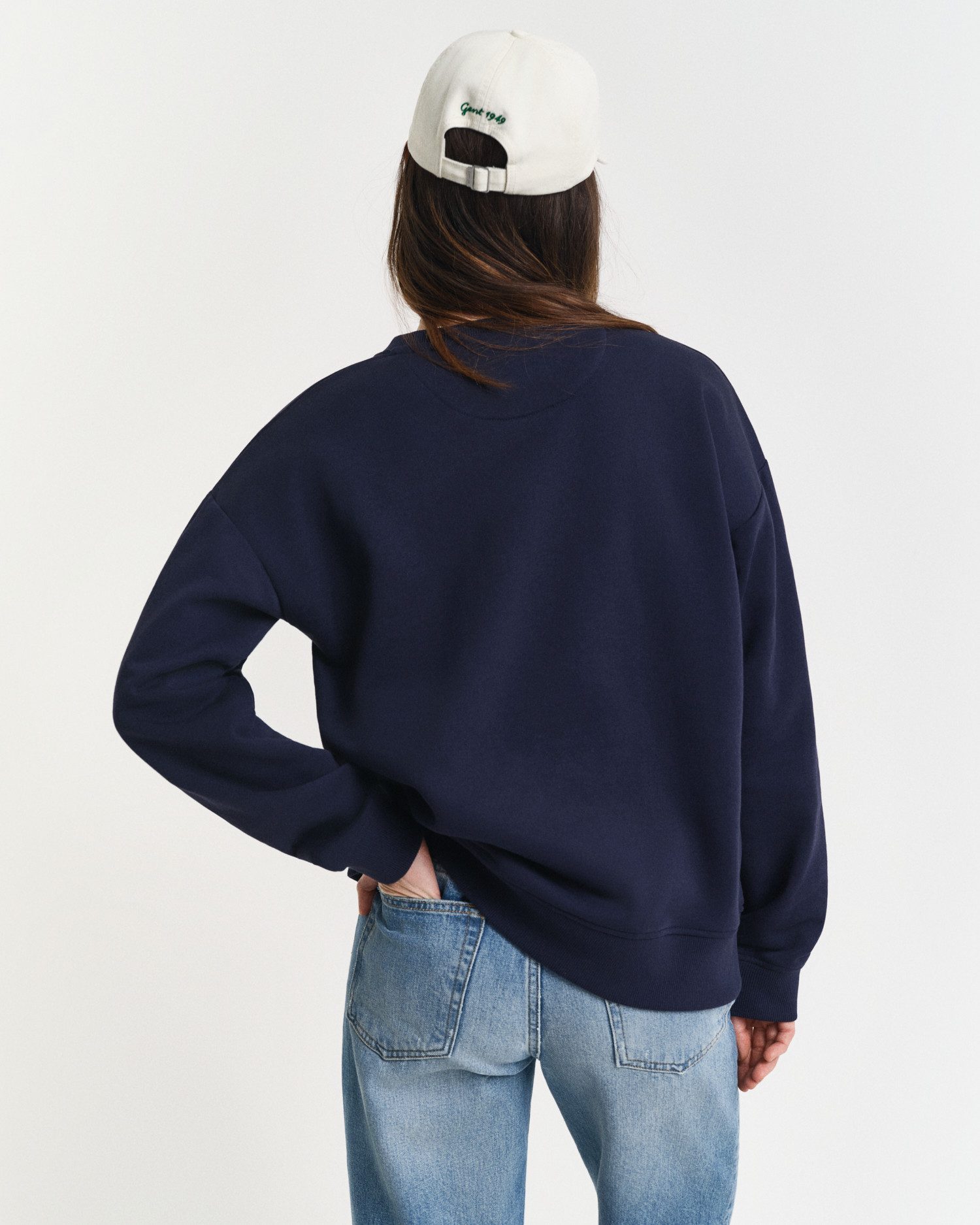 Gant Sweatshirt SHIELD C-NECK SWEAT Grafische GANT-borduursel op de borst