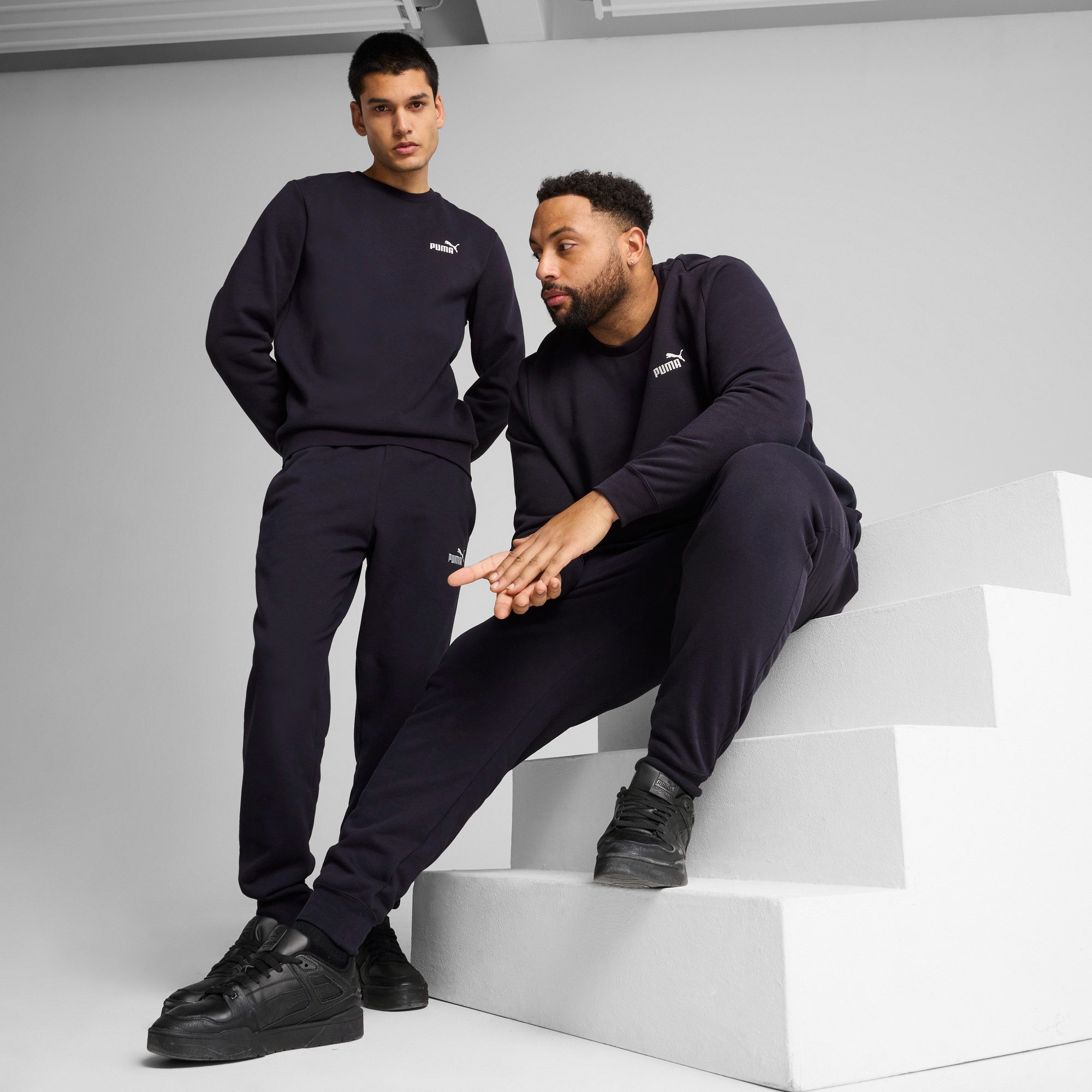 PUMA Trainingsbroek ESS NO. 1 LOGO SWEATPANTS FL CL