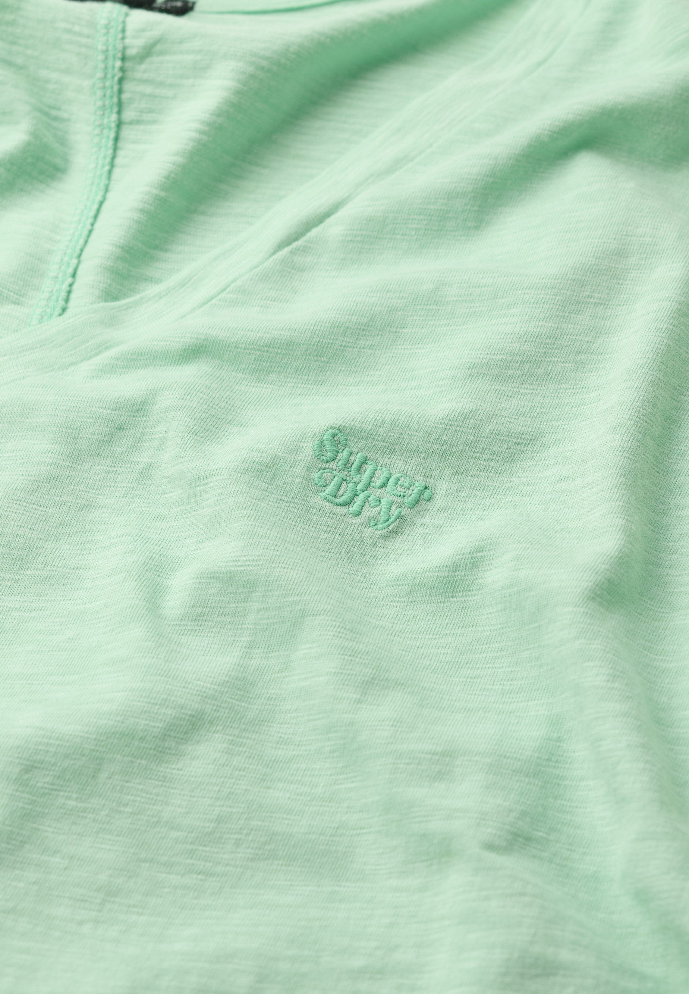 Superdry Shirt met V-hals STUDIOS SLUB EMB VEE TEE gestructureerd t-shirt met v-hals en borduursel