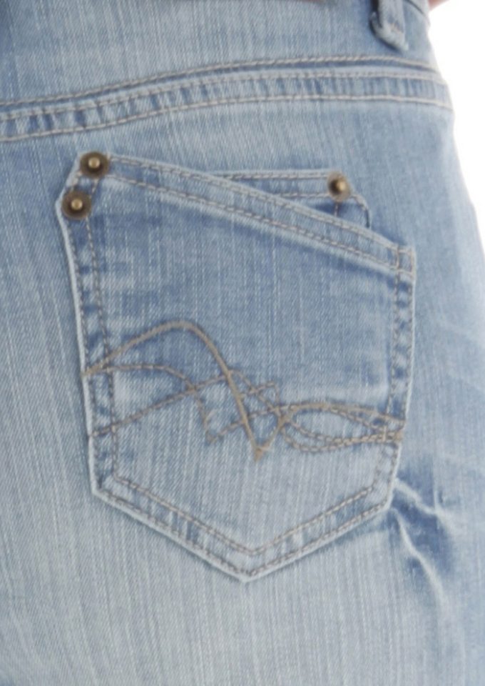 Aniston CASUAL Capri jeans in used-wassing