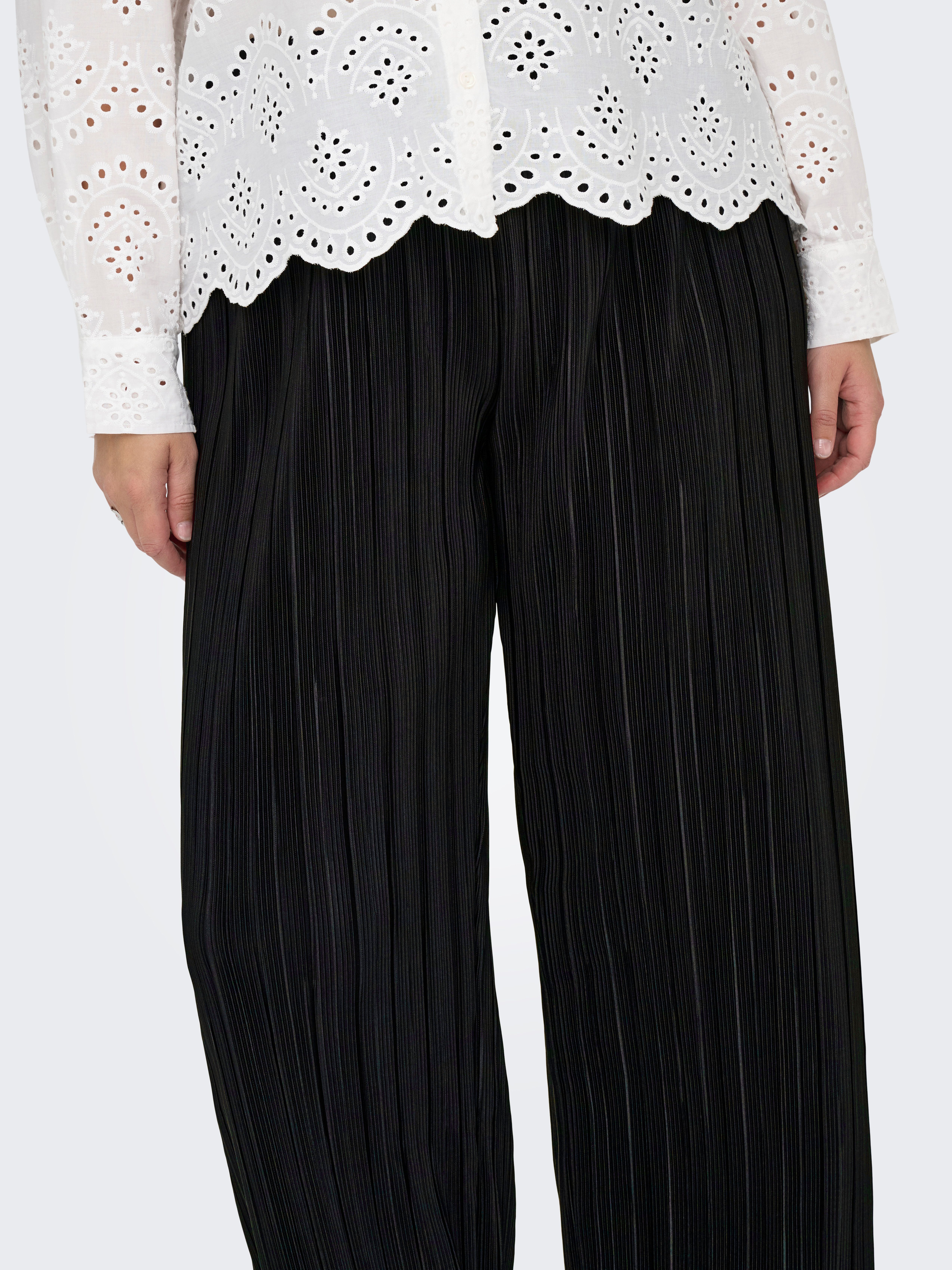 ONLY CARMAKOMA Comfortbroek CARRAVENNA PLISSE PANT JRS NOOS