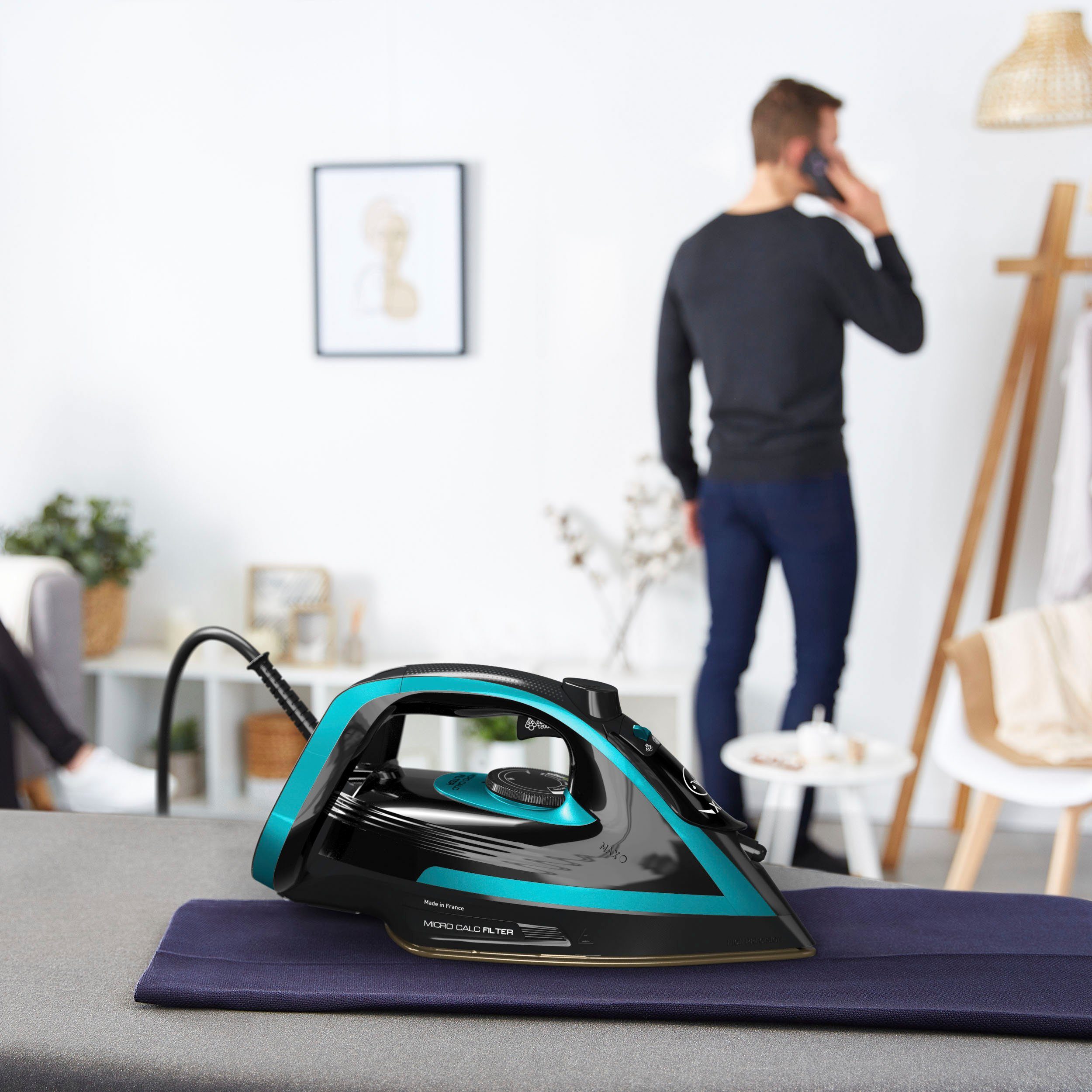 Tefal Stoomstrijkijzer Puregliss, 3000 W, 280 g/min. stoomstoot, XL waterinvoeropening, stabiele plank, kalkfilter, automatische uitschakeling, zwart/turkoois, fv8066
