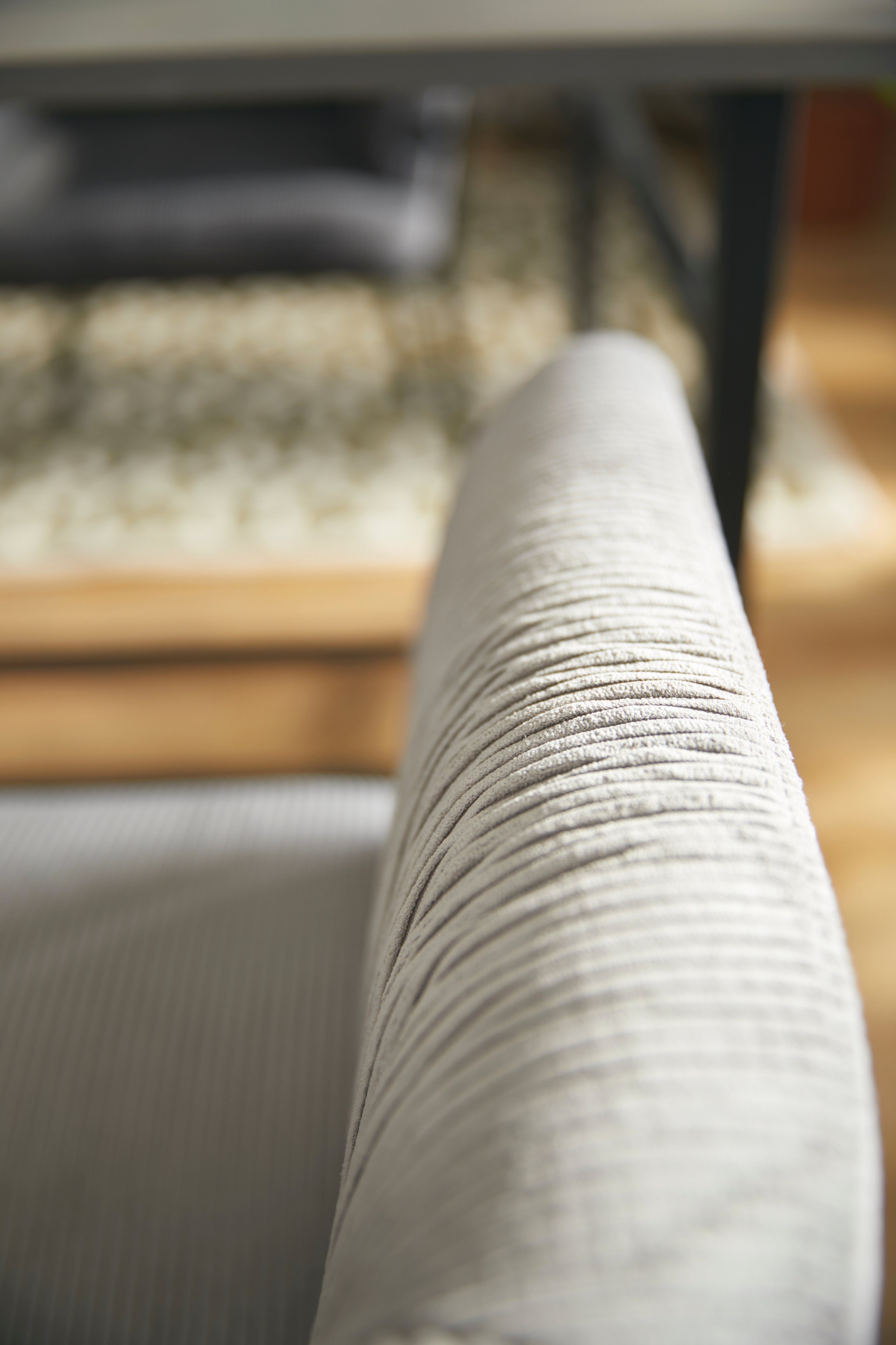Home affaire Eettafel Sare met echt houtfineer van eiken