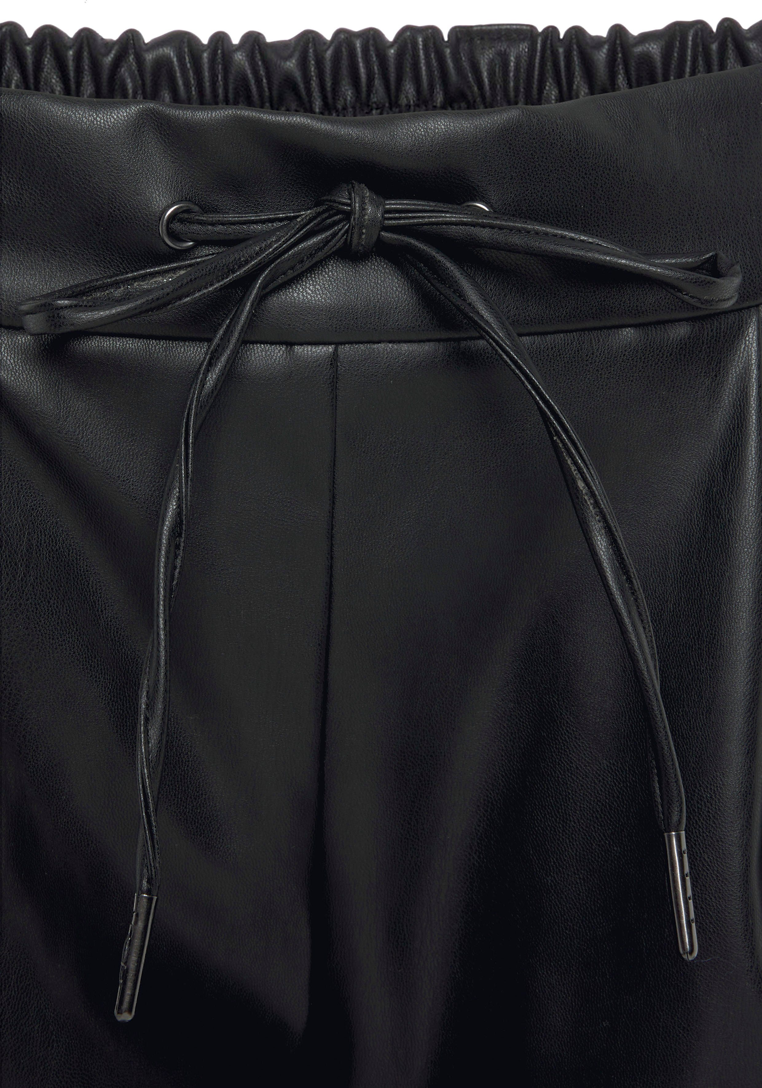 Lascana Comfortbroek van imitatieleer, comfortabele stofbroek, elegant-chic