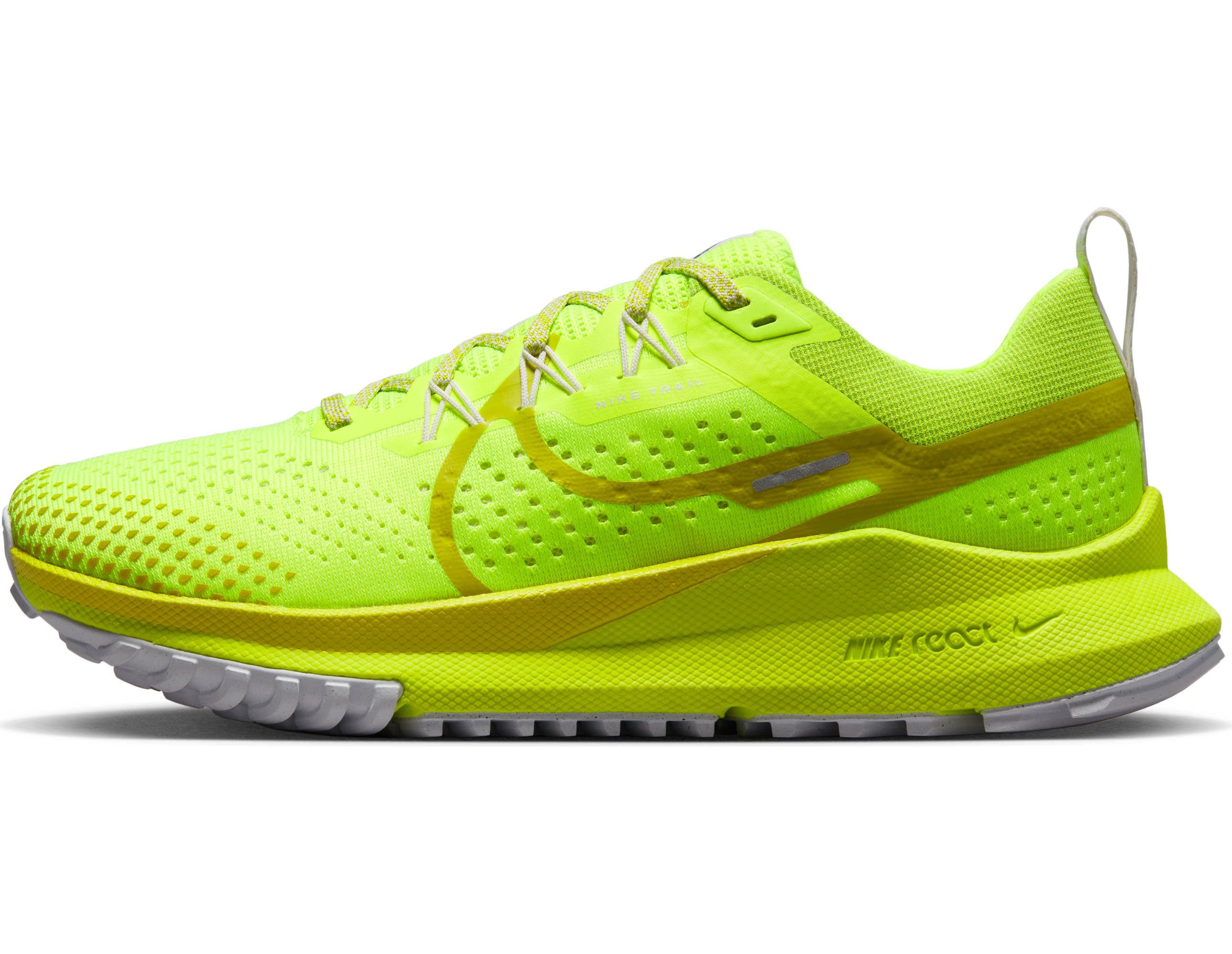 Nike Runningschoenen REACT PEGASUS TRAIL 4